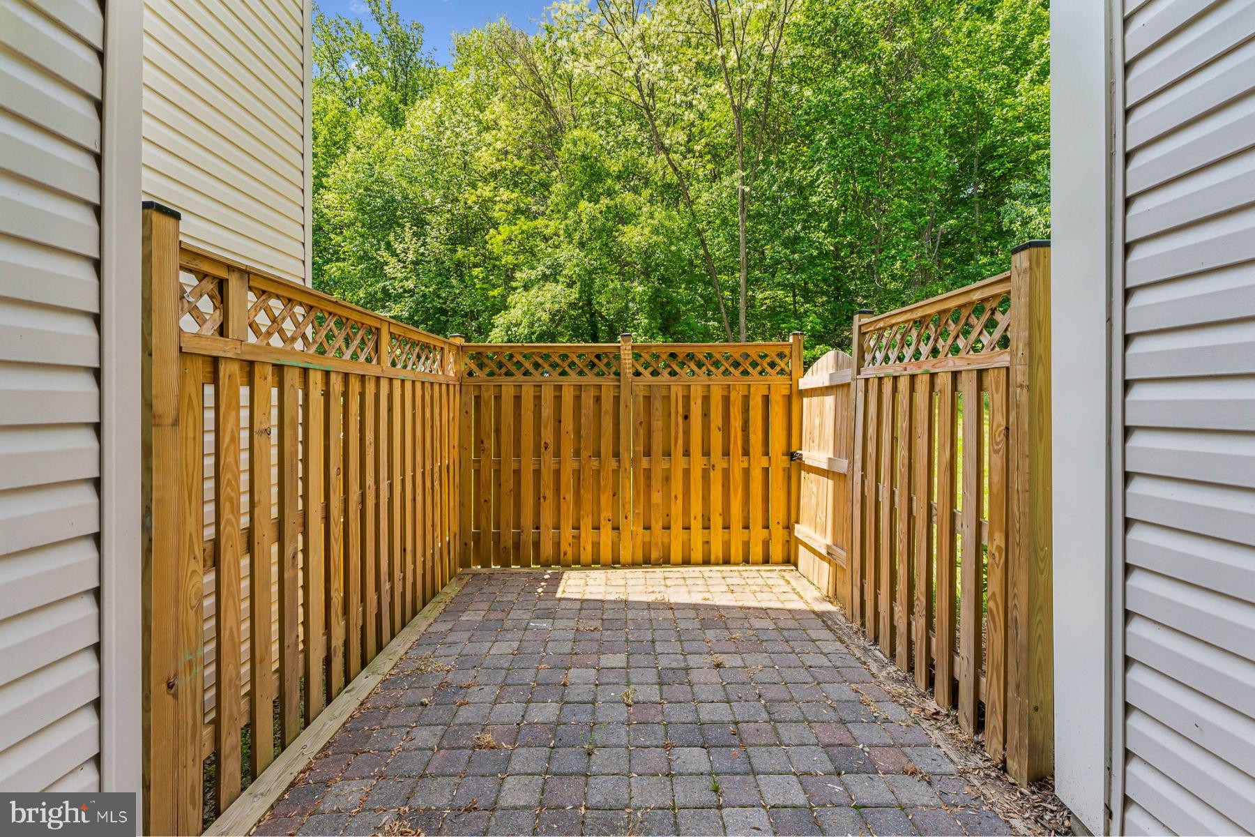 HIGHLAND AT GUNSTON CORNER - Residential