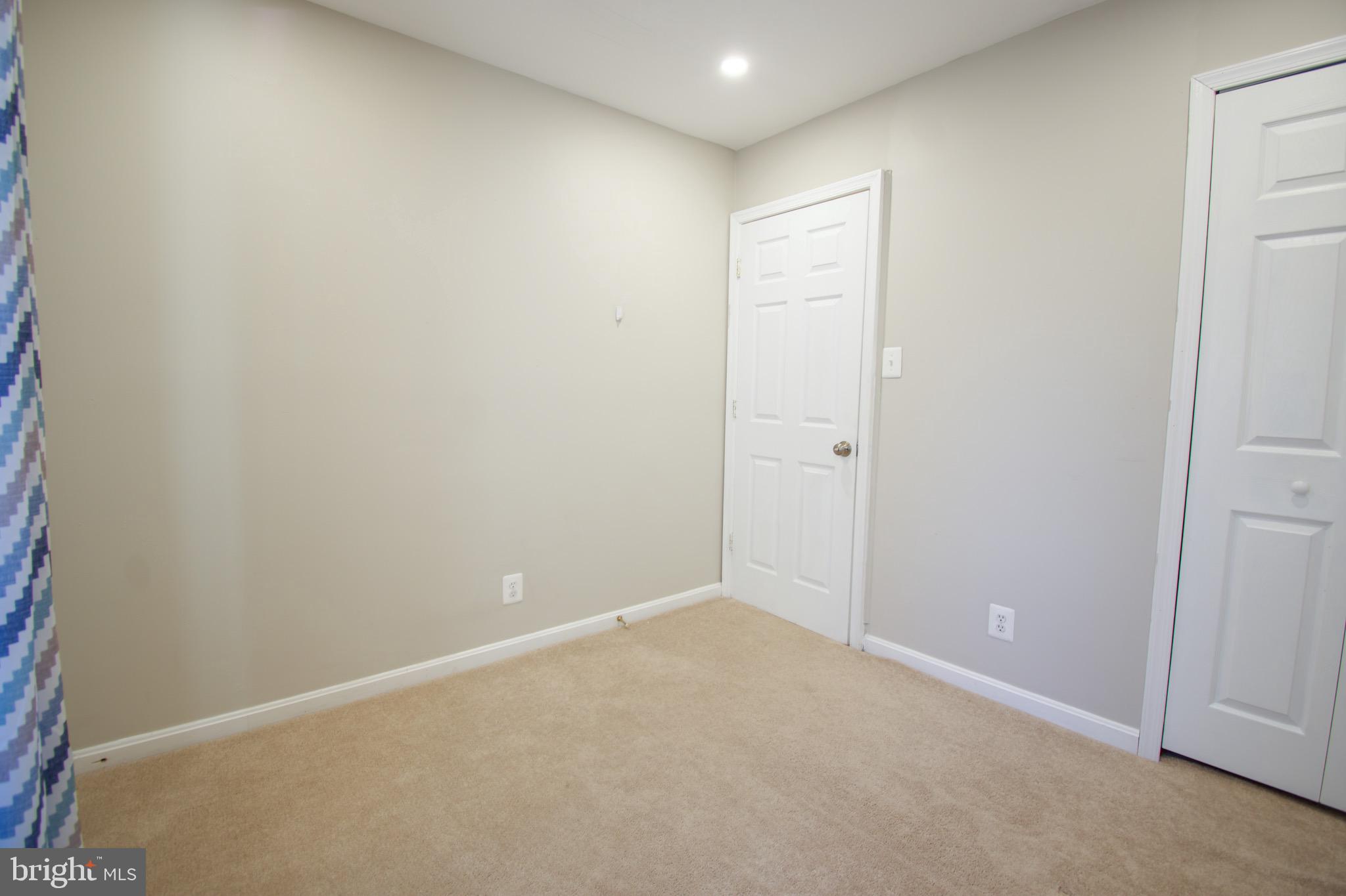 SUMMERHILL - Residential Lease