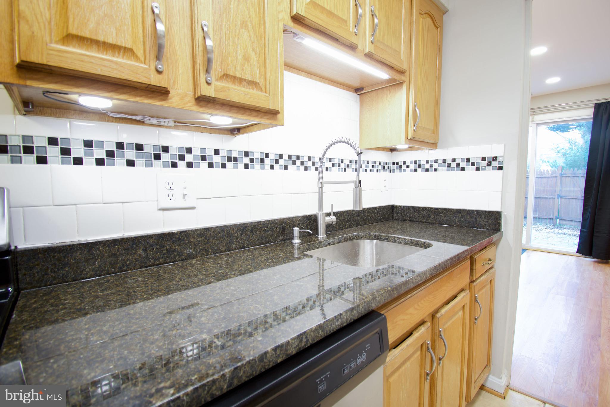 SUMMERHILL - Residential Lease