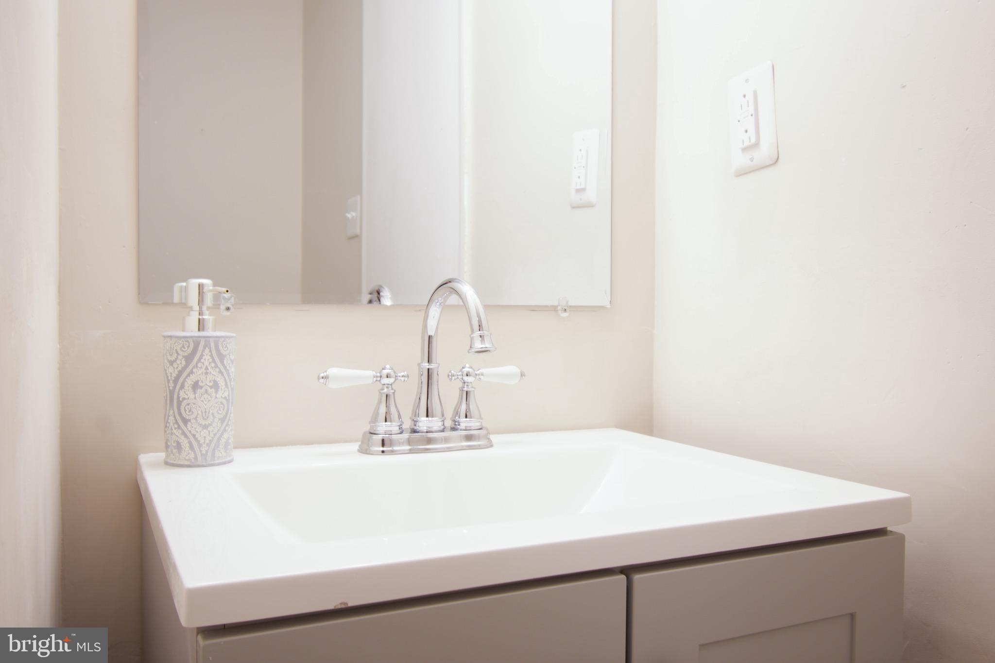 SUMMERHILL - Residential Lease