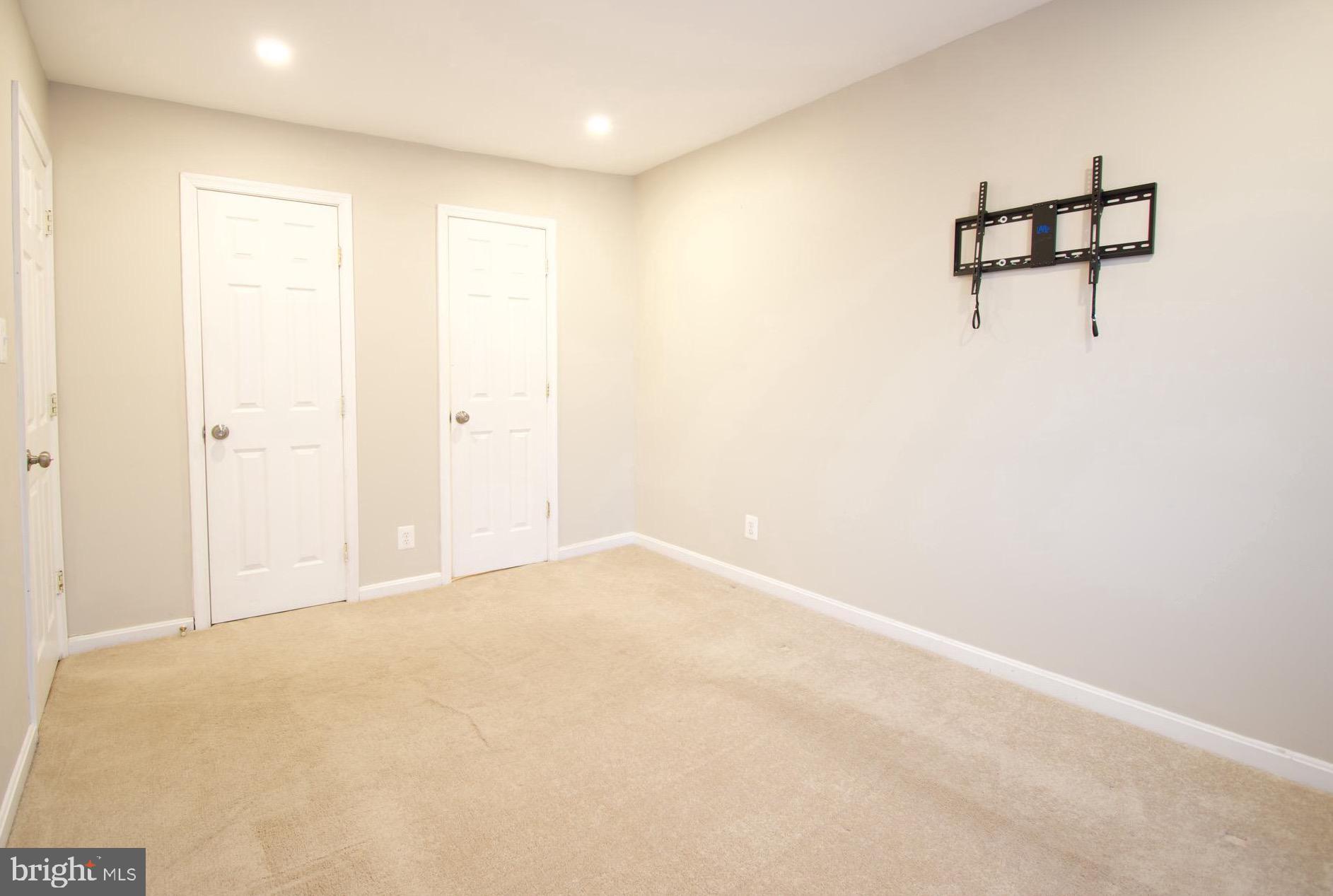 SUMMERHILL - Residential Lease