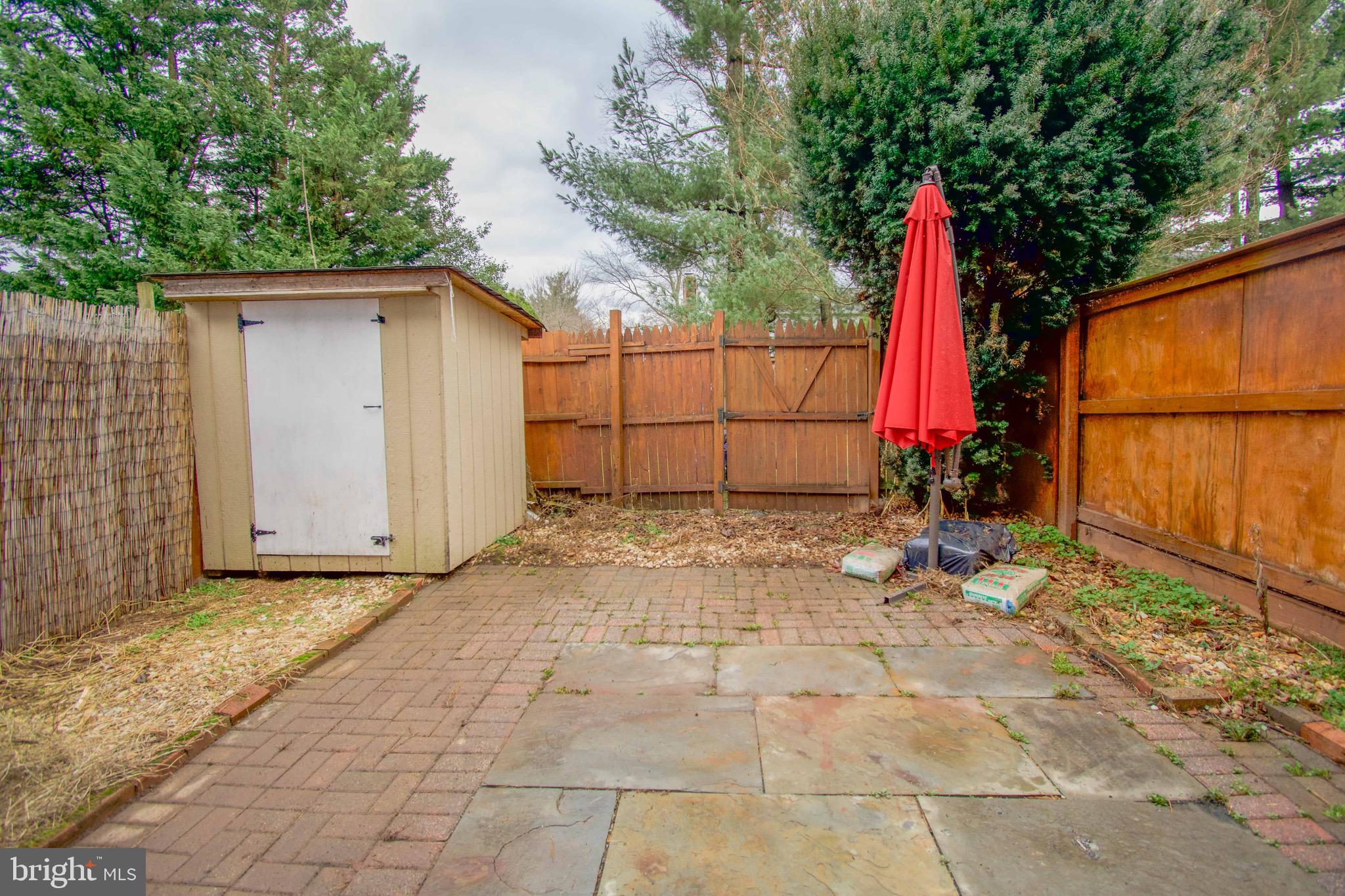 SUMMERHILL - Residential Lease