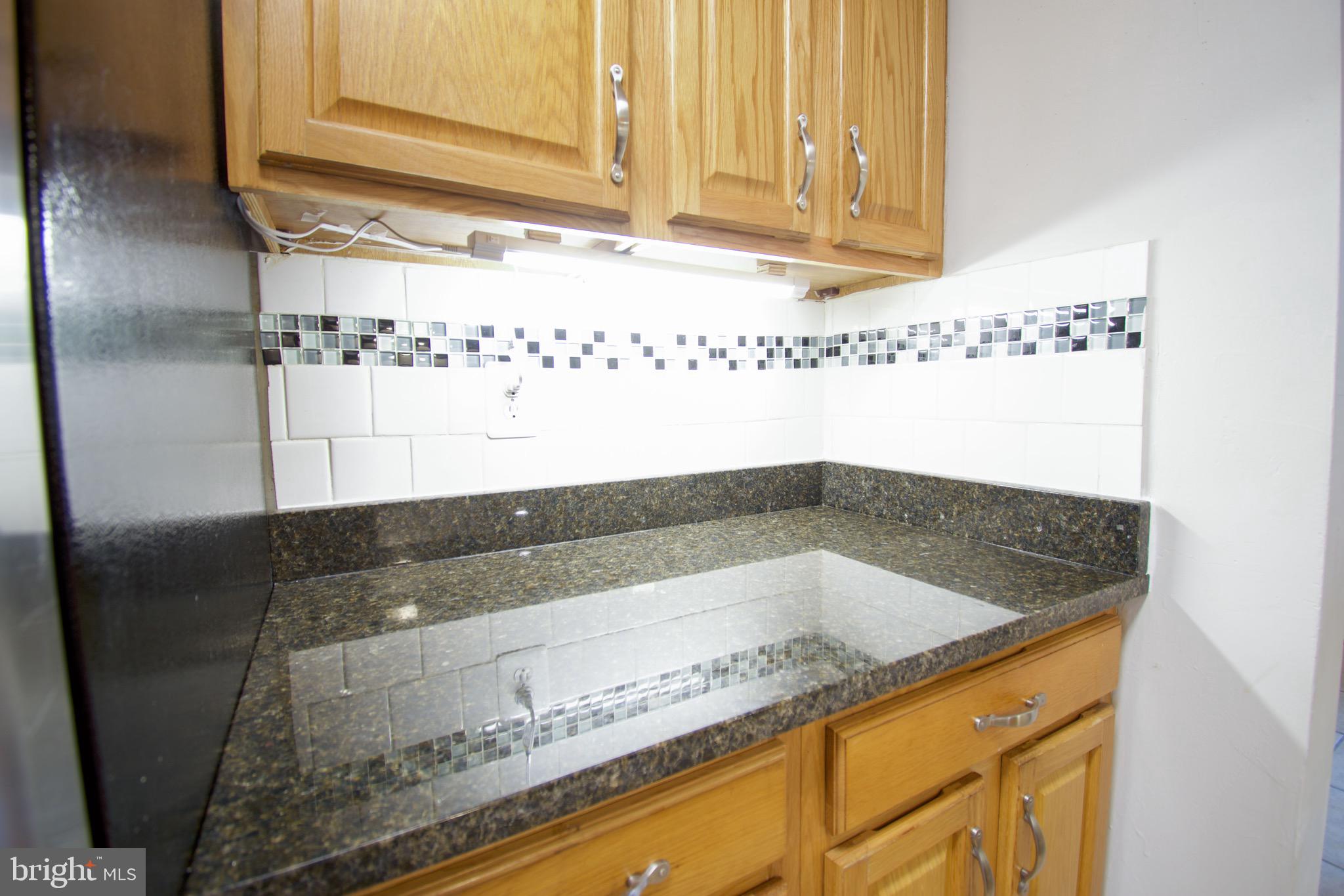 SUMMERHILL - Residential Lease