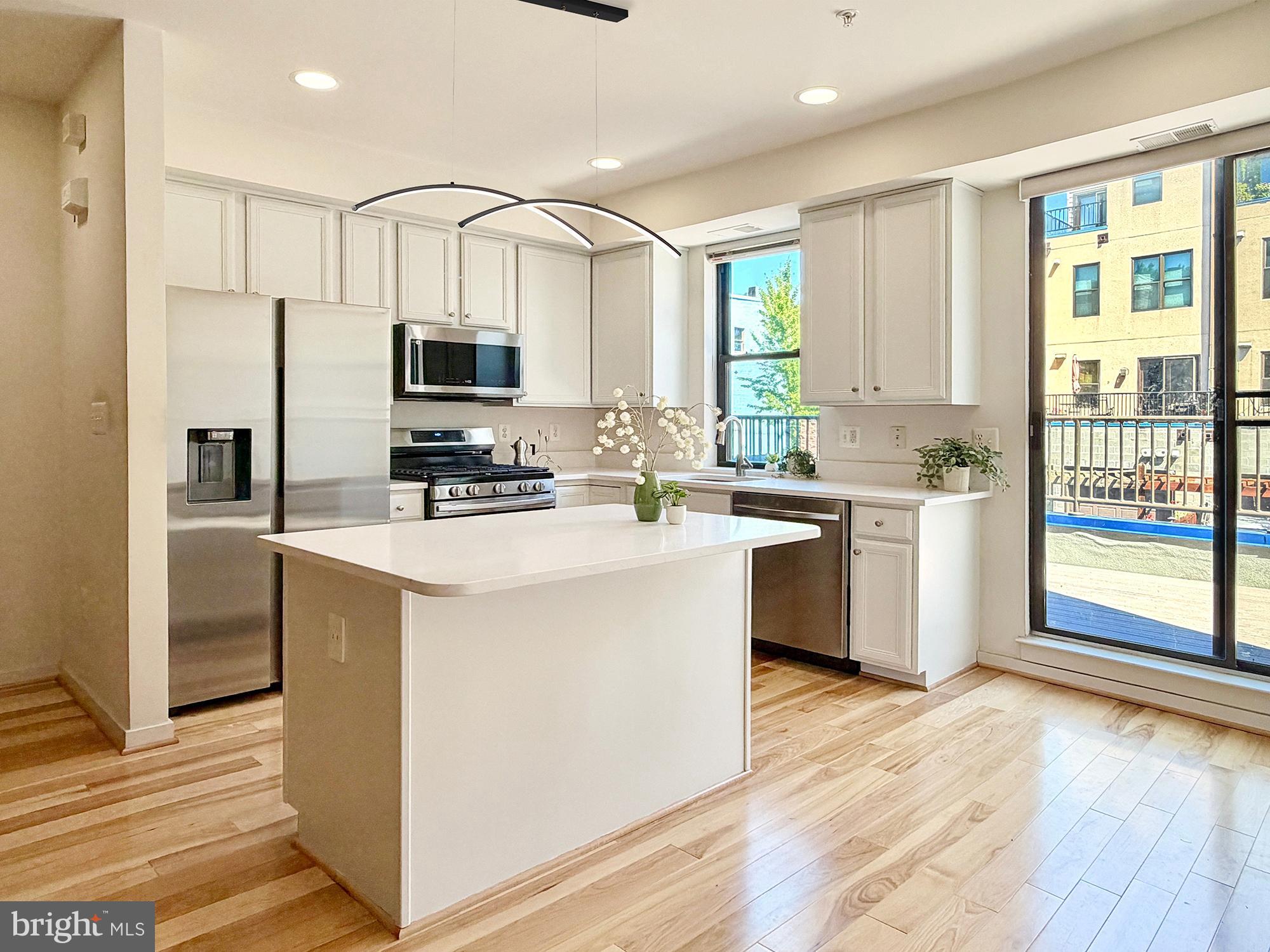 120 STATION NORTH MEWS