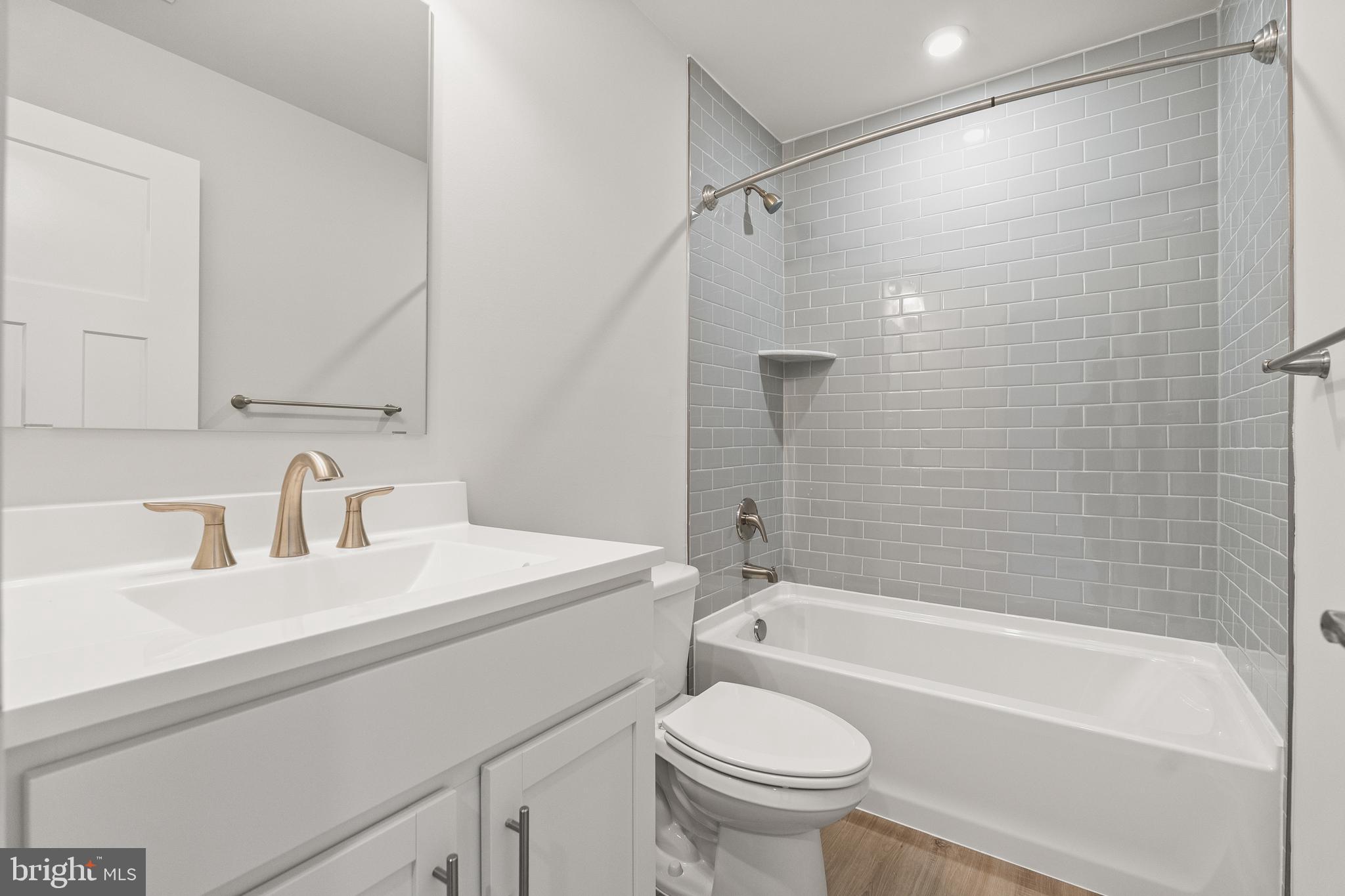 HomeSite 111 SHERMAN AVE