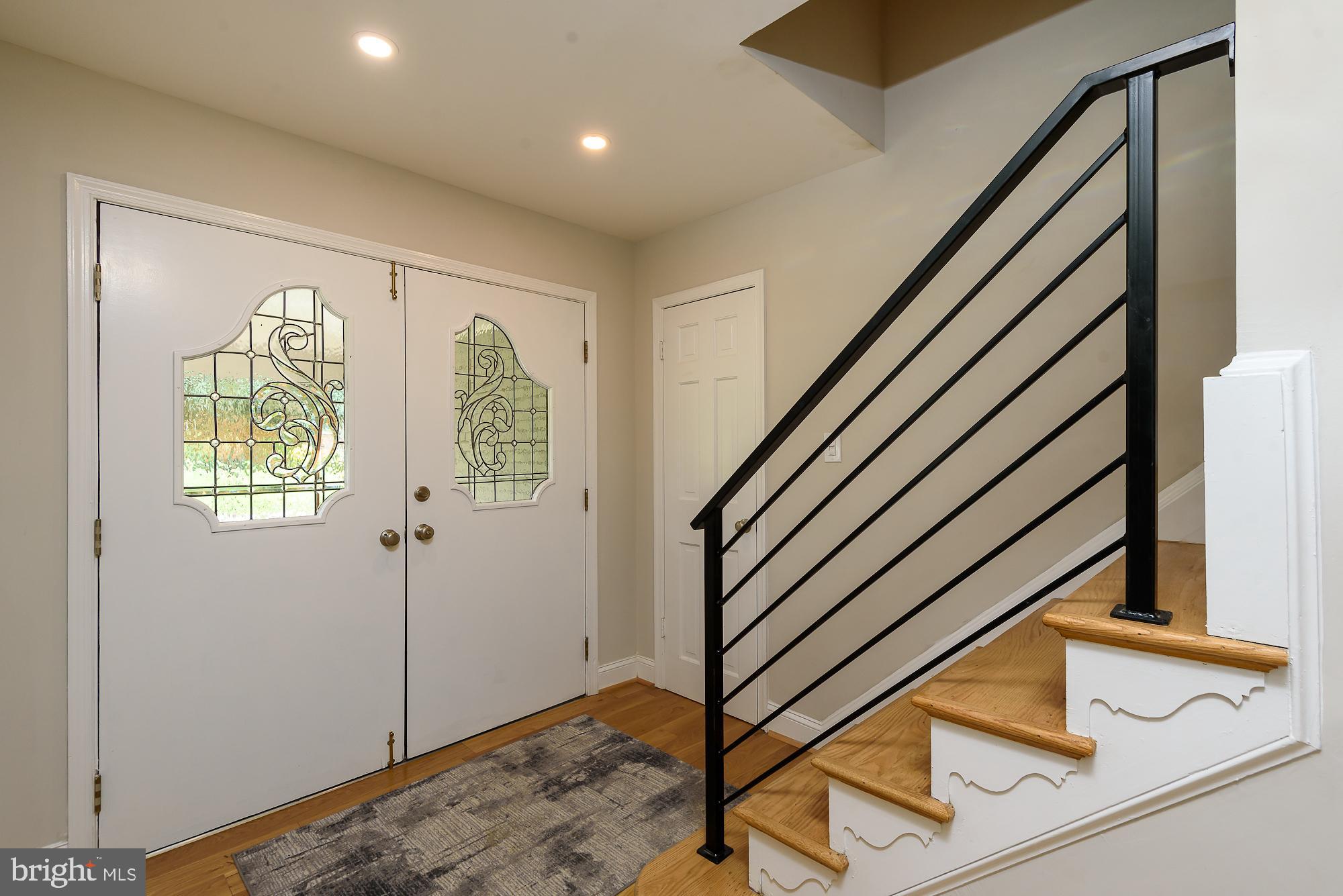 THE OAKS AT MCLEAN - Residential