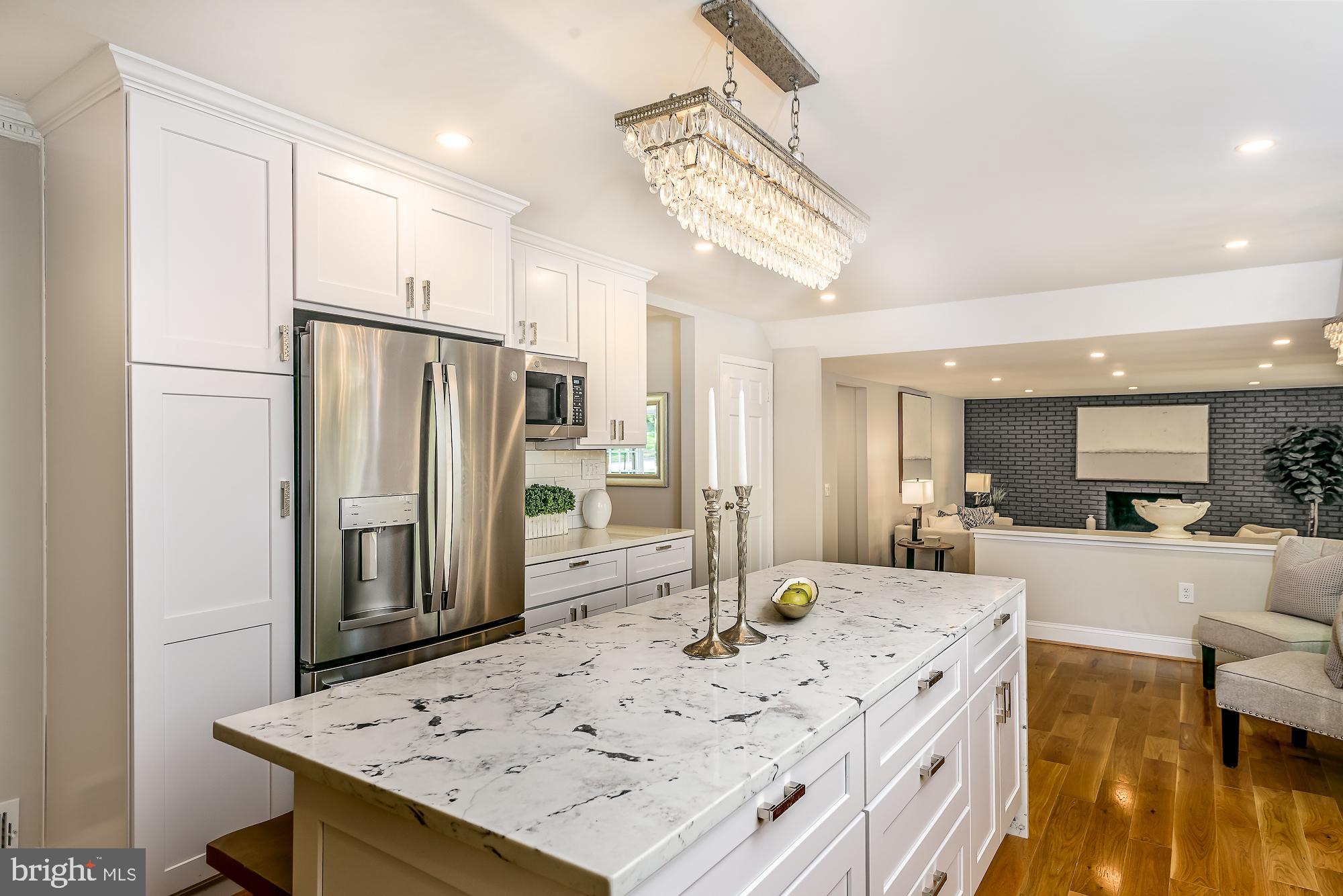 THE OAKS AT MCLEAN - Residential