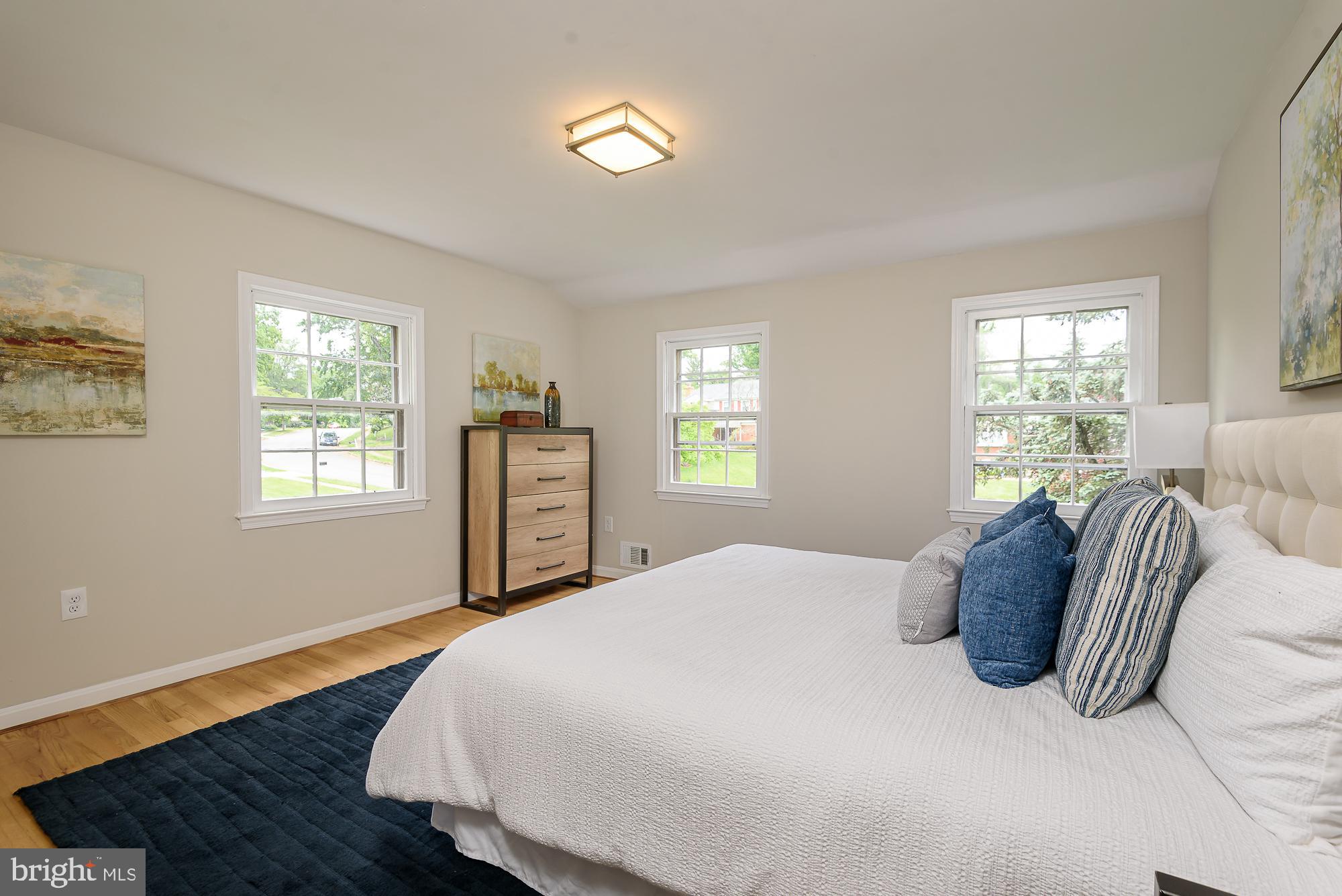 THE OAKS AT MCLEAN - Residential