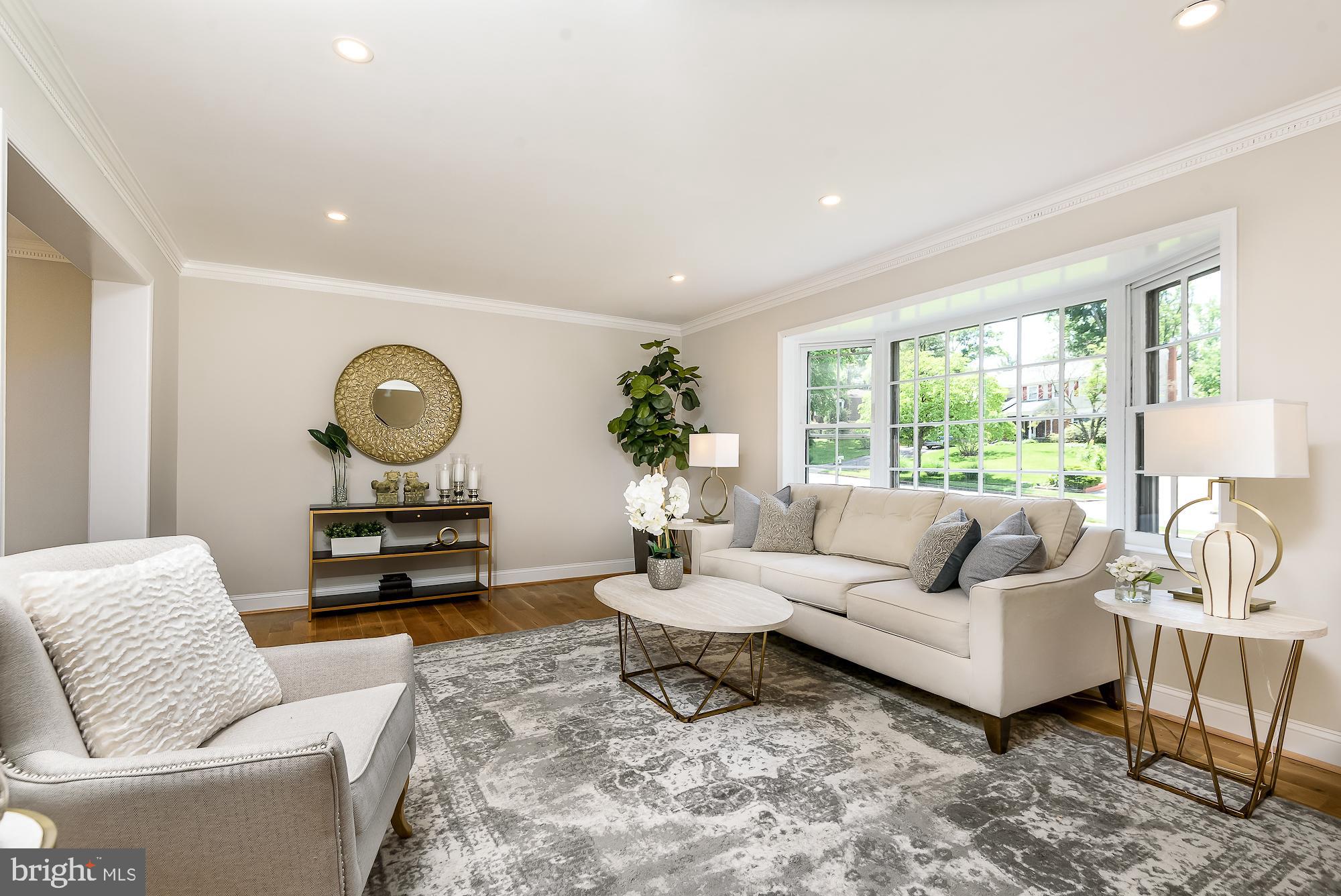 THE OAKS AT MCLEAN - Residential