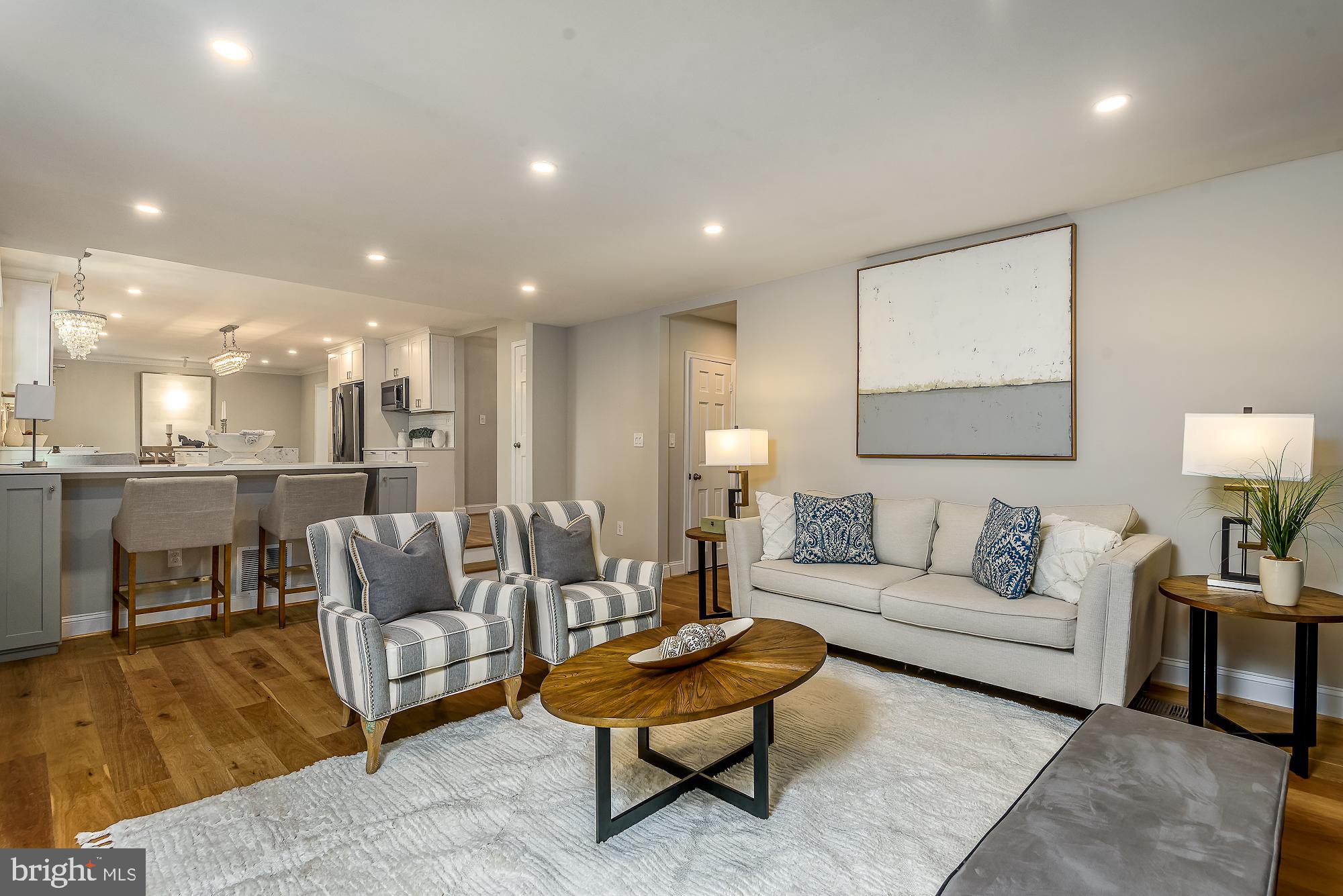 THE OAKS AT MCLEAN - Residential