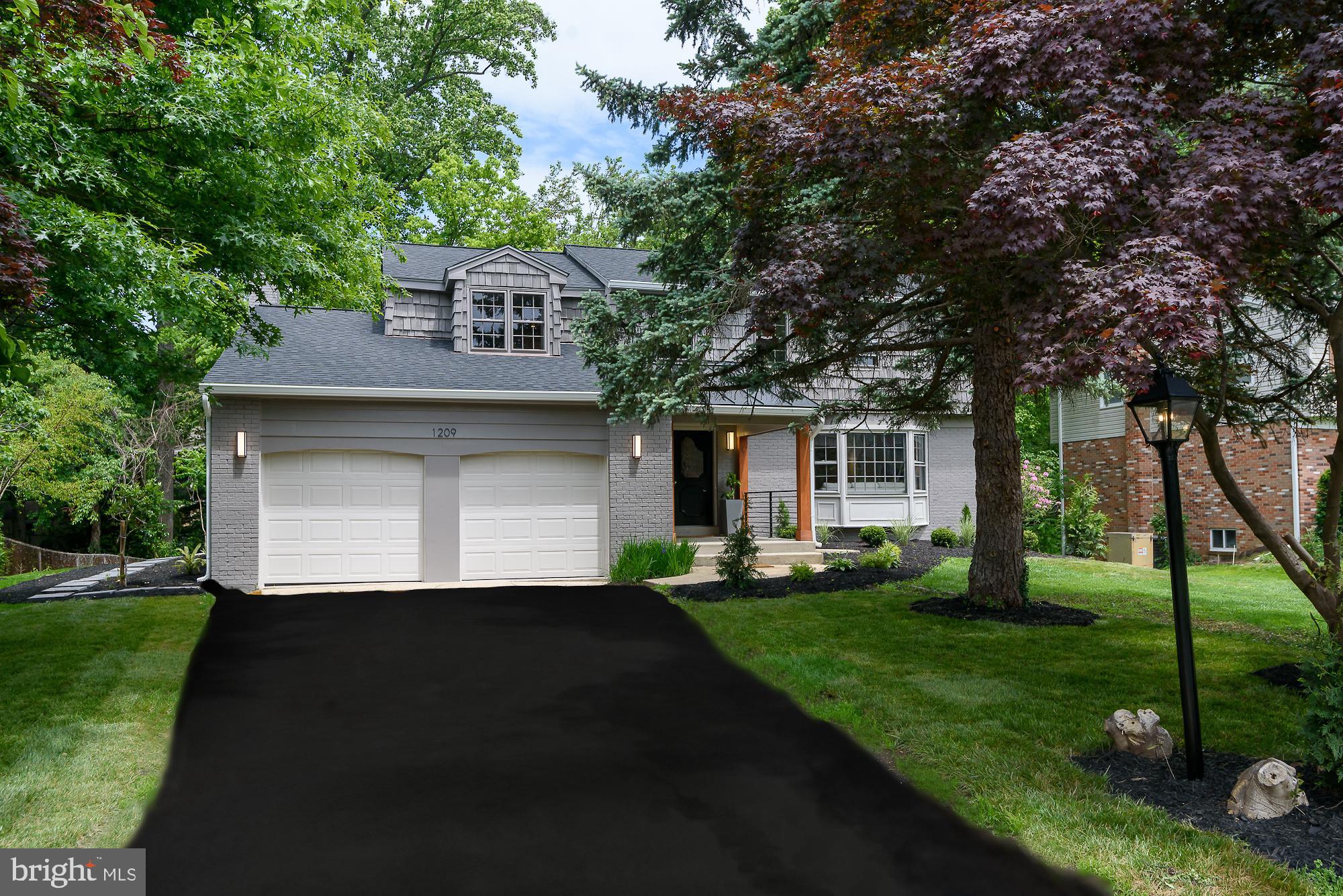 THE OAKS AT MCLEAN - Residential