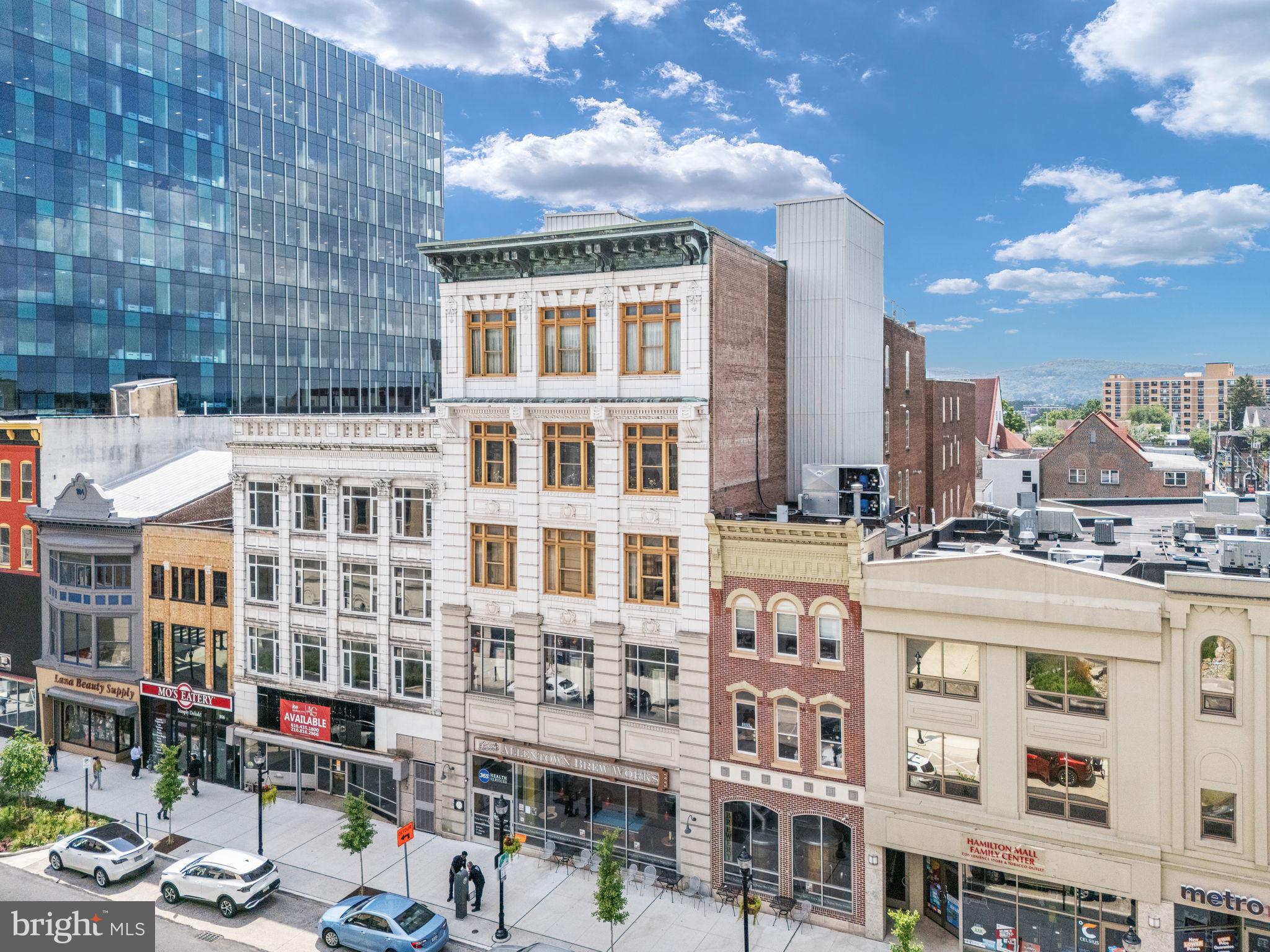 812 W HAMILTON STREET 814
