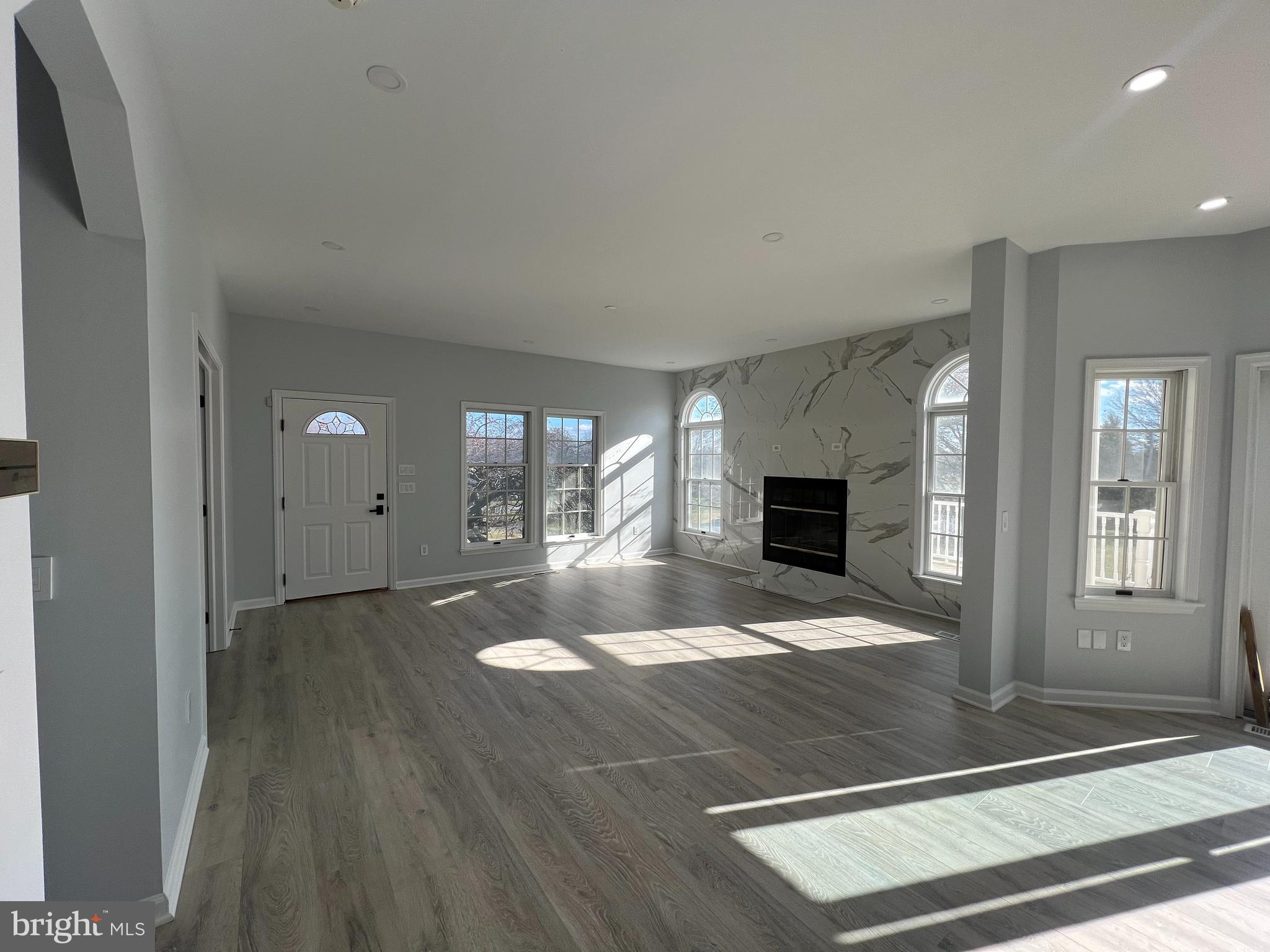 106 LYNX LANE