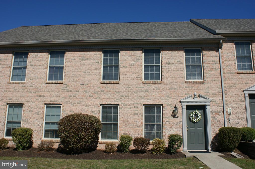 Photo of 207 Saddle Ridge Drive, HARRISBURG, PA 17110 (MLS # PADA2050550)