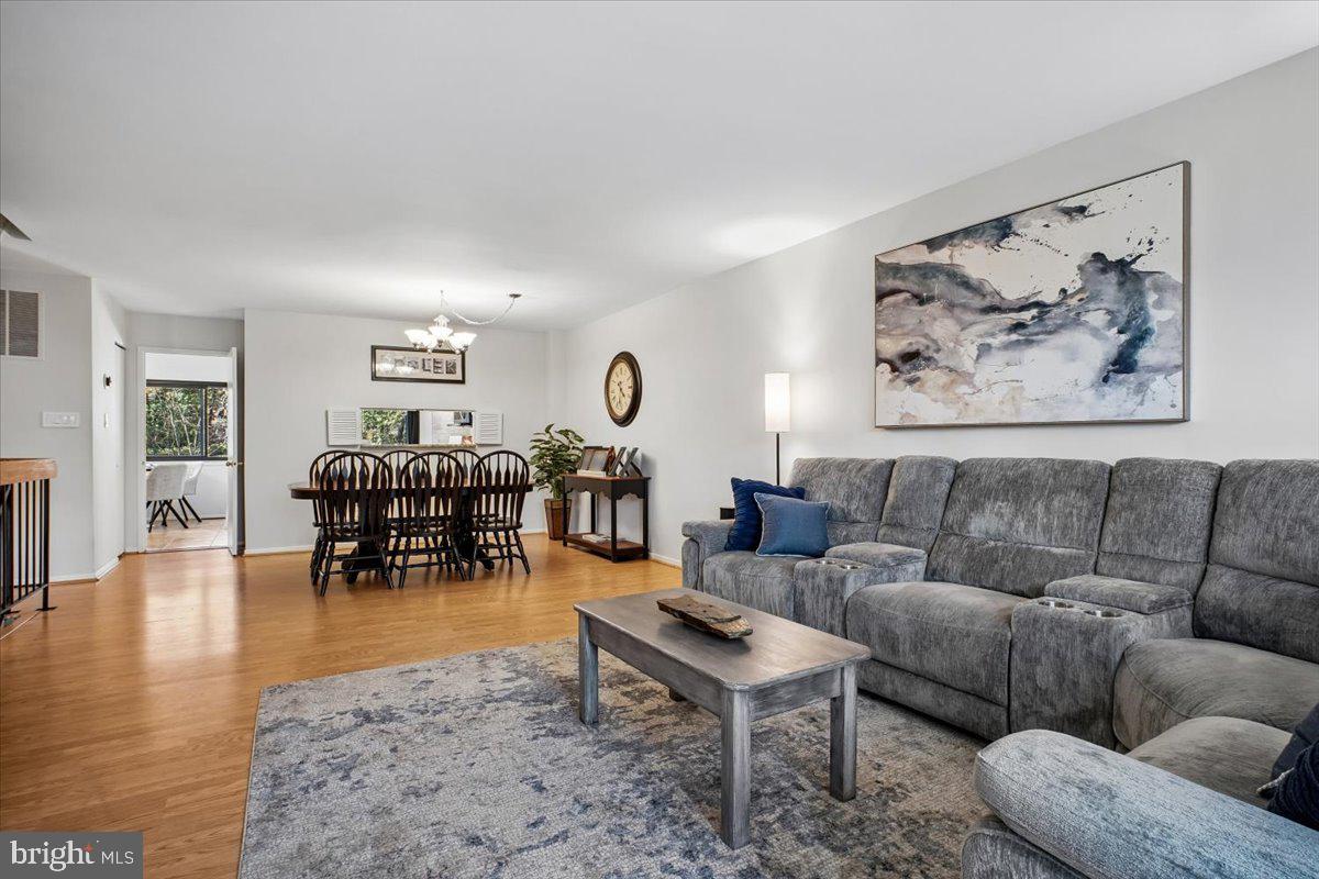 SUNDERBRIAR CLUSTER - Residential