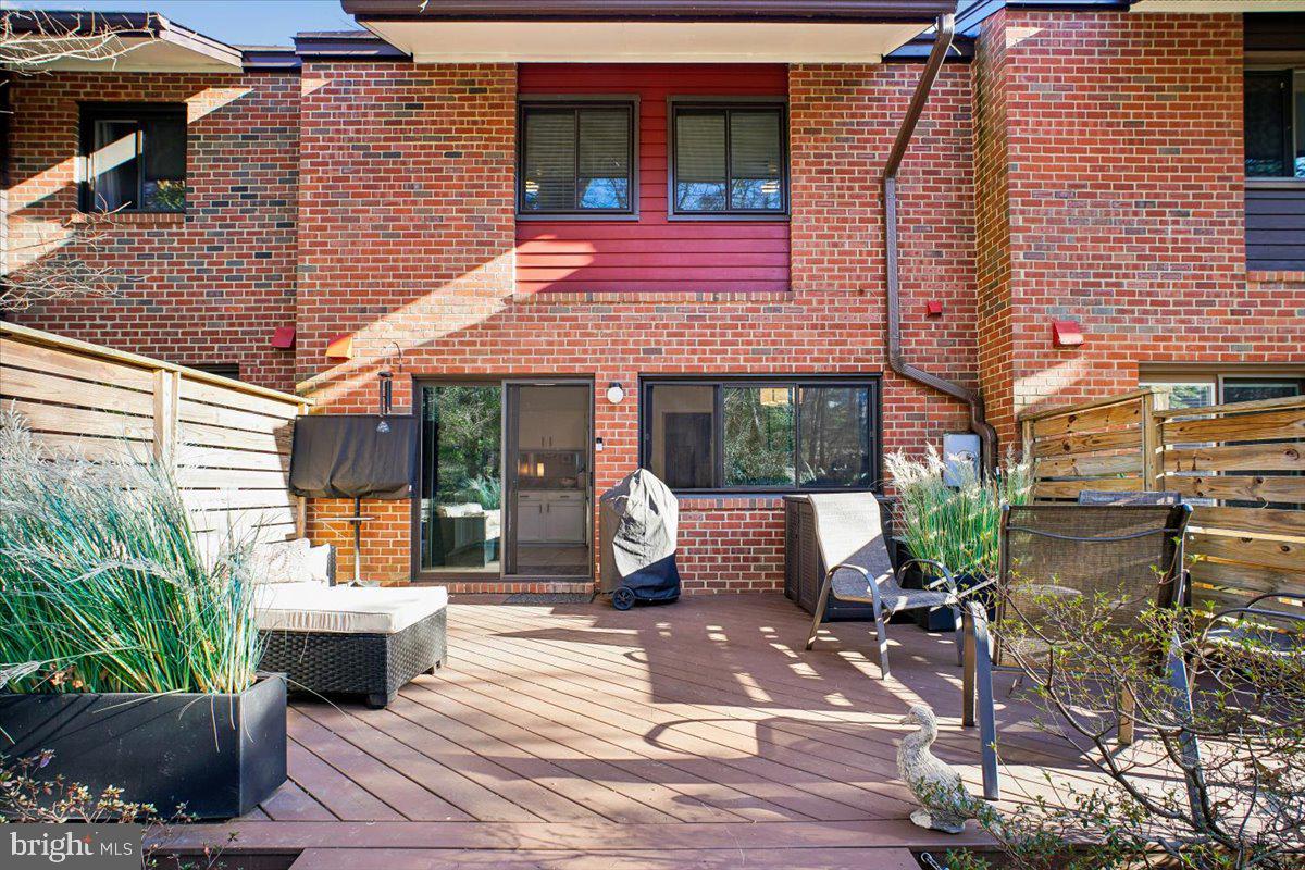 SUNDERBRIAR CLUSTER - Residential