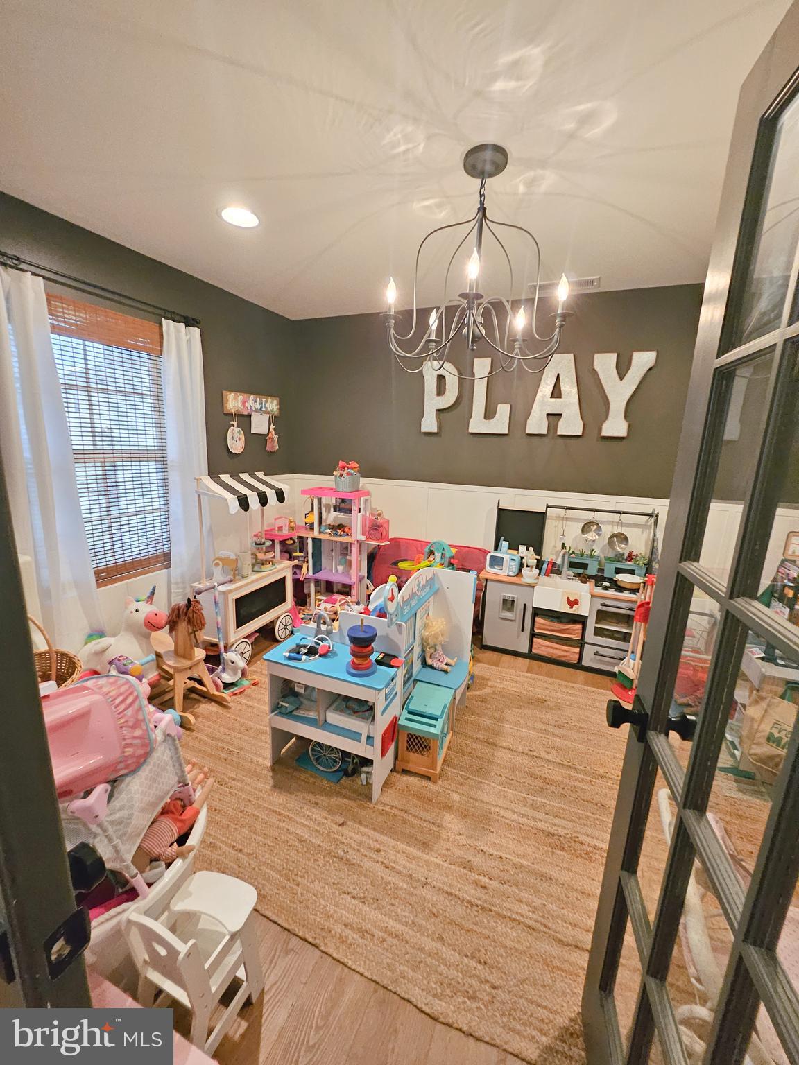 MORNING DOVE ESTATES - Residential