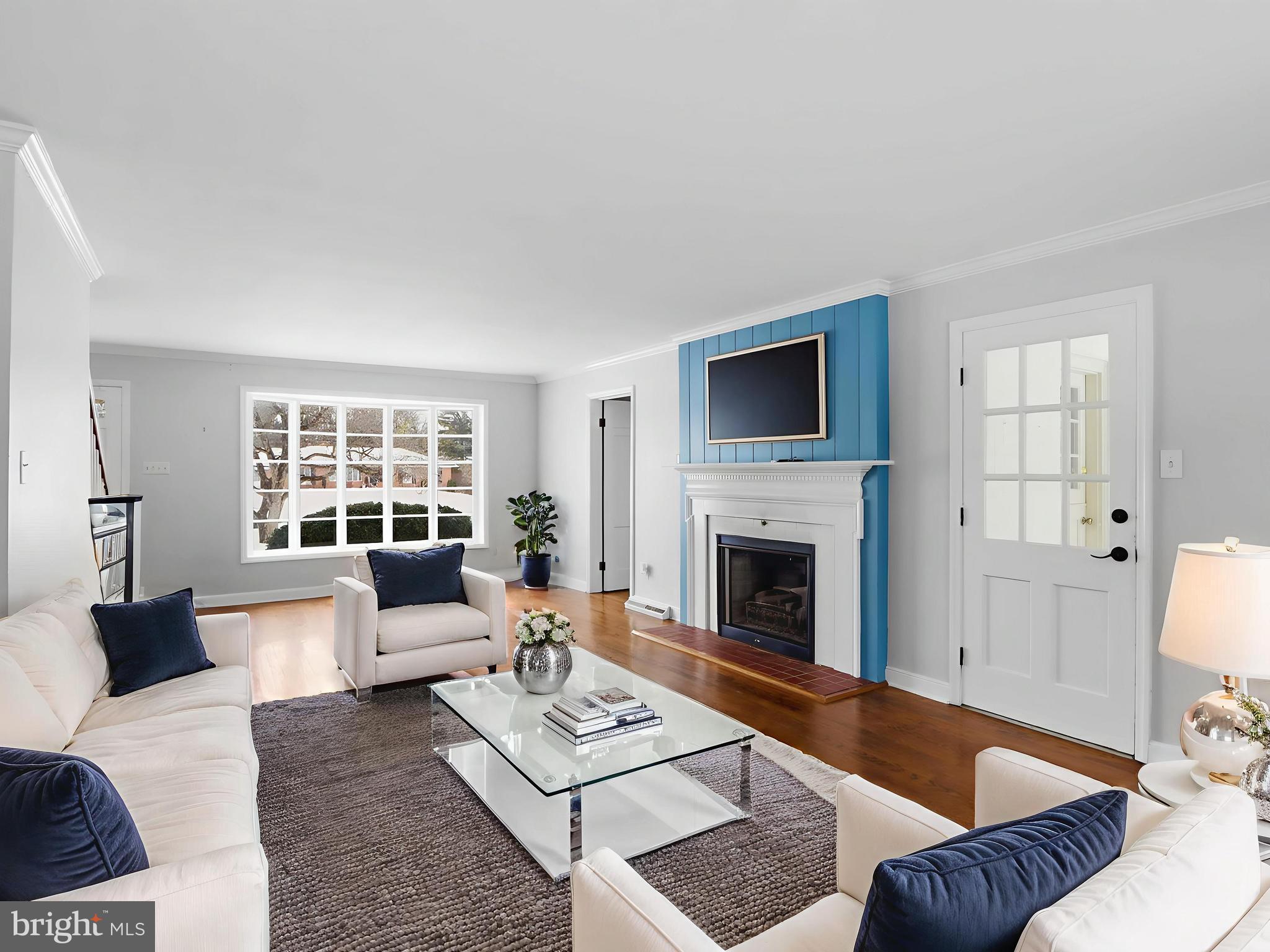 SPRING VALLEY - Residential