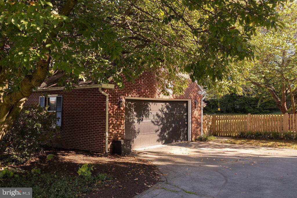 19541 LORRAINE TERRACE