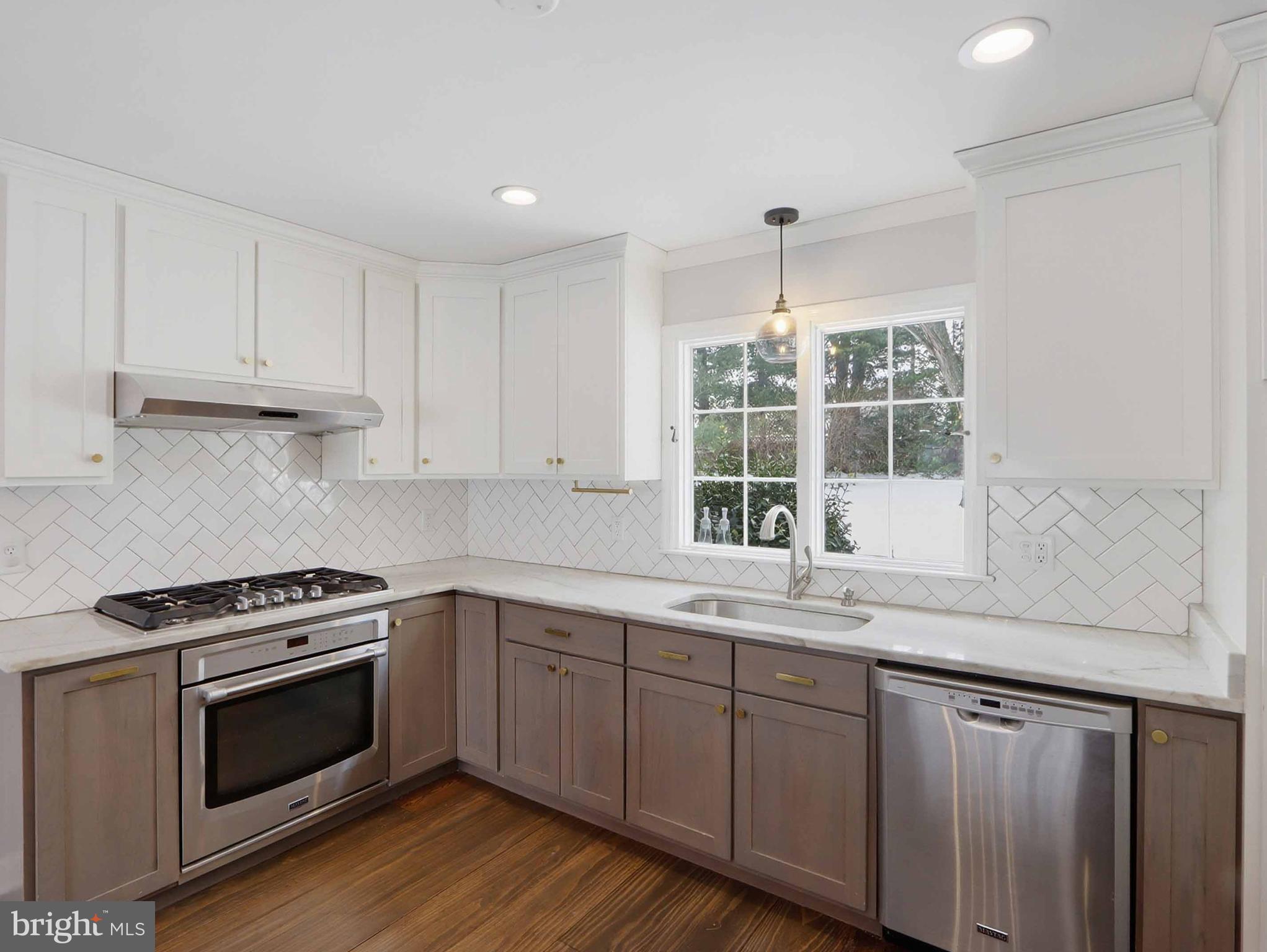 SPRING VALLEY - Residential