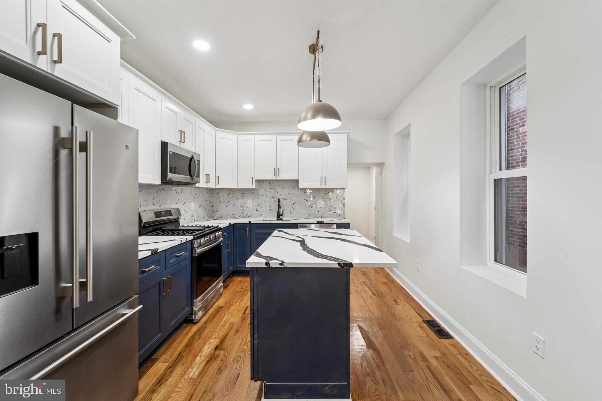 POINT BREEZE - Residential