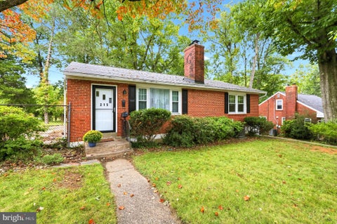 Photo for 215 PARKVIEW DRIVE