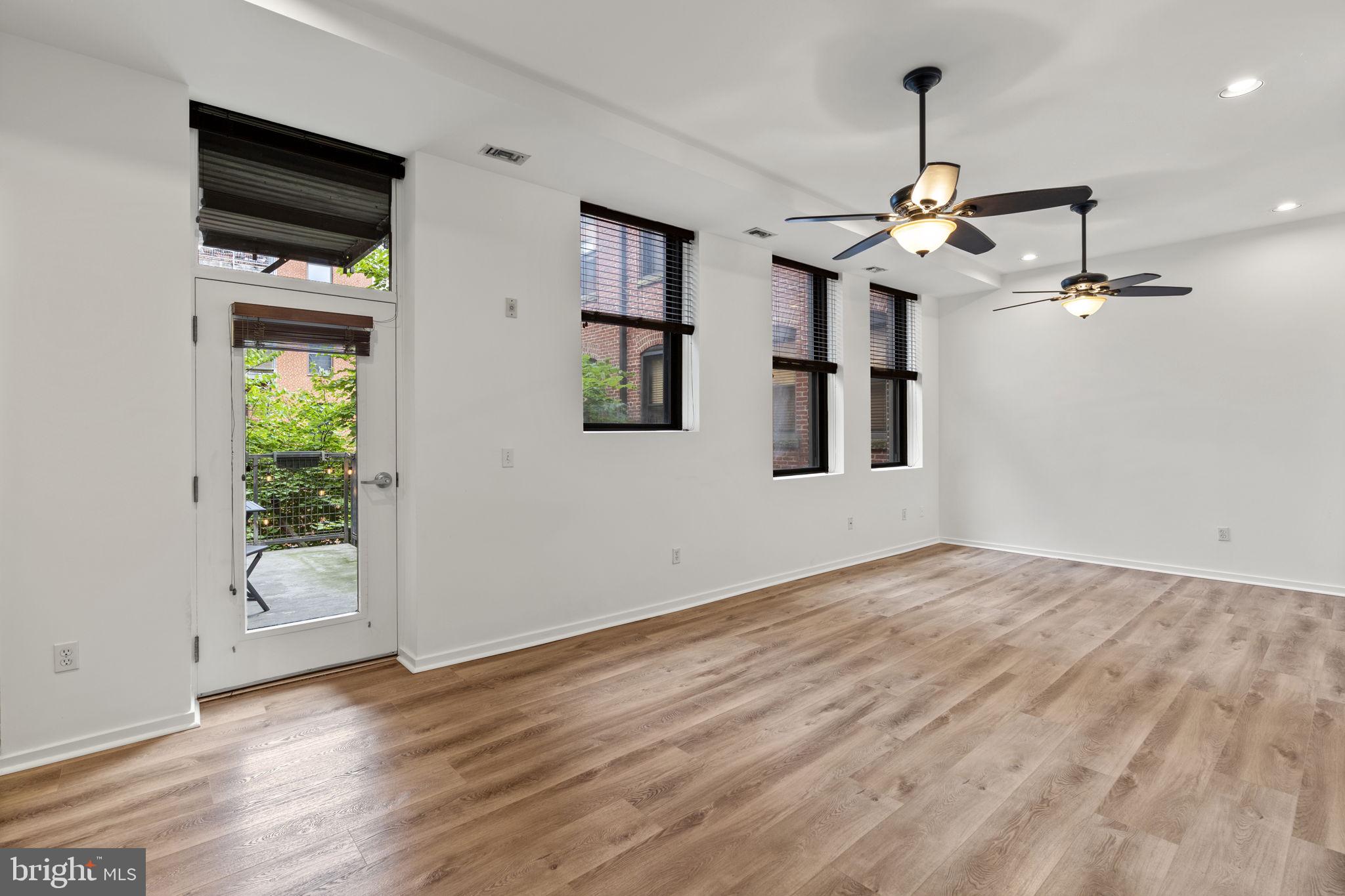 1211 LIGHT STREET 213