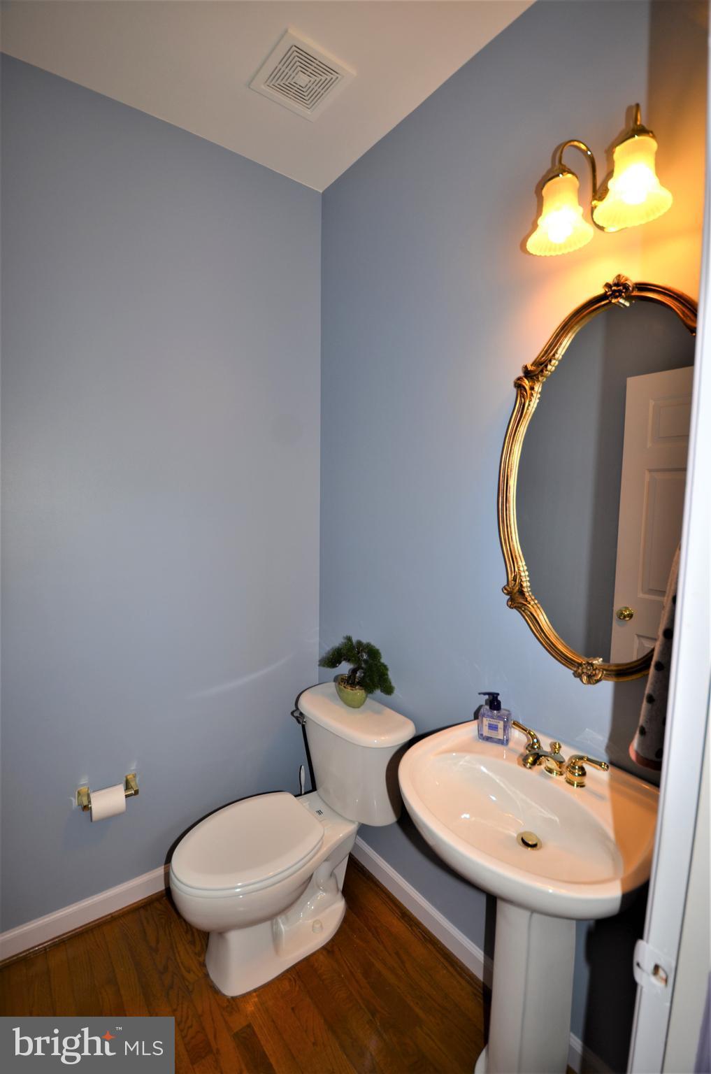 CAMERON STATION - Residential