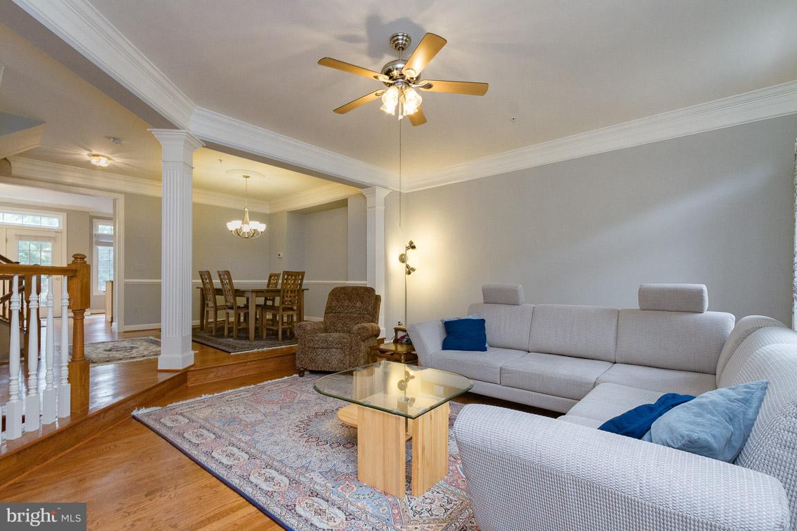 CAMERON STATION - Residential