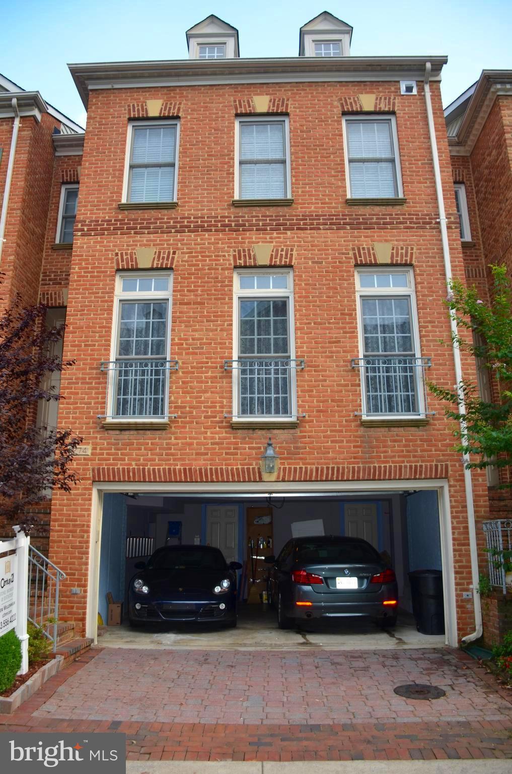 CAMERON STATION - Residential