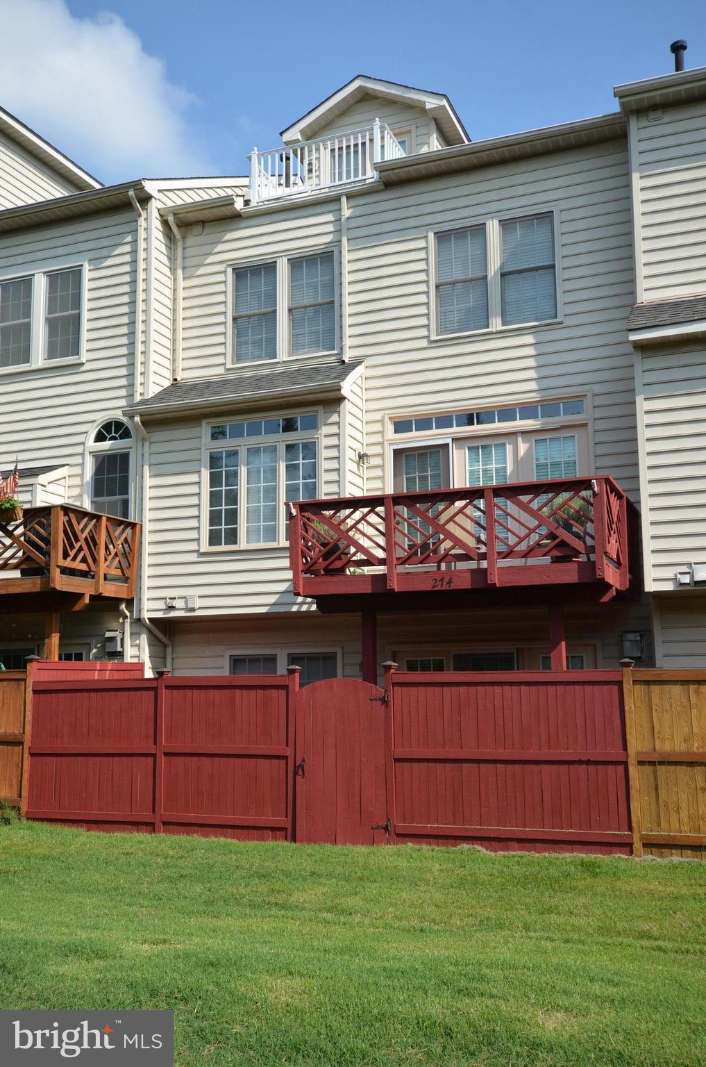 CAMERON STATION - Residential