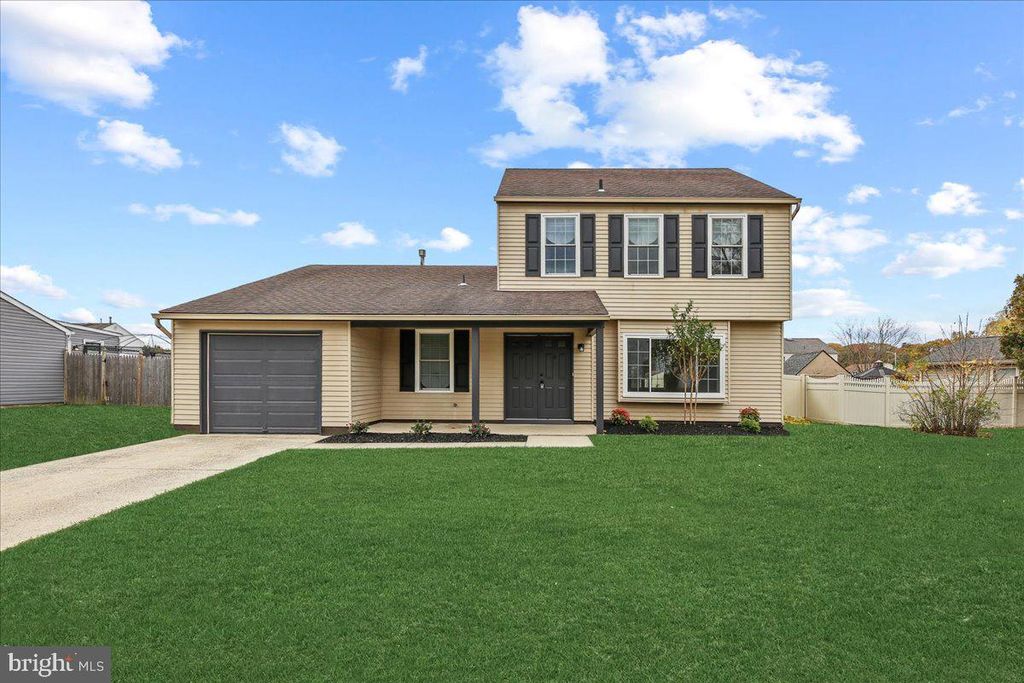 Photo of 19 Intrepid Drive, SEWELL, NJ 08080 (MLS # NJGL2065680)