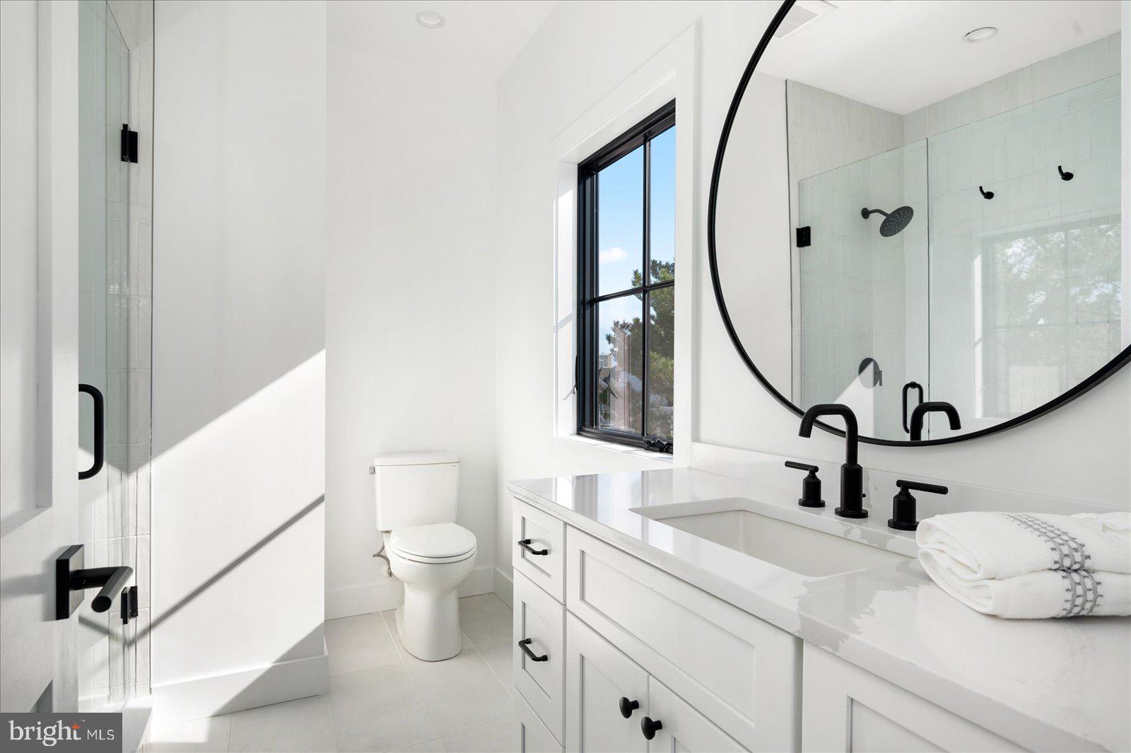 CAINE KEYS II EXT - Residential