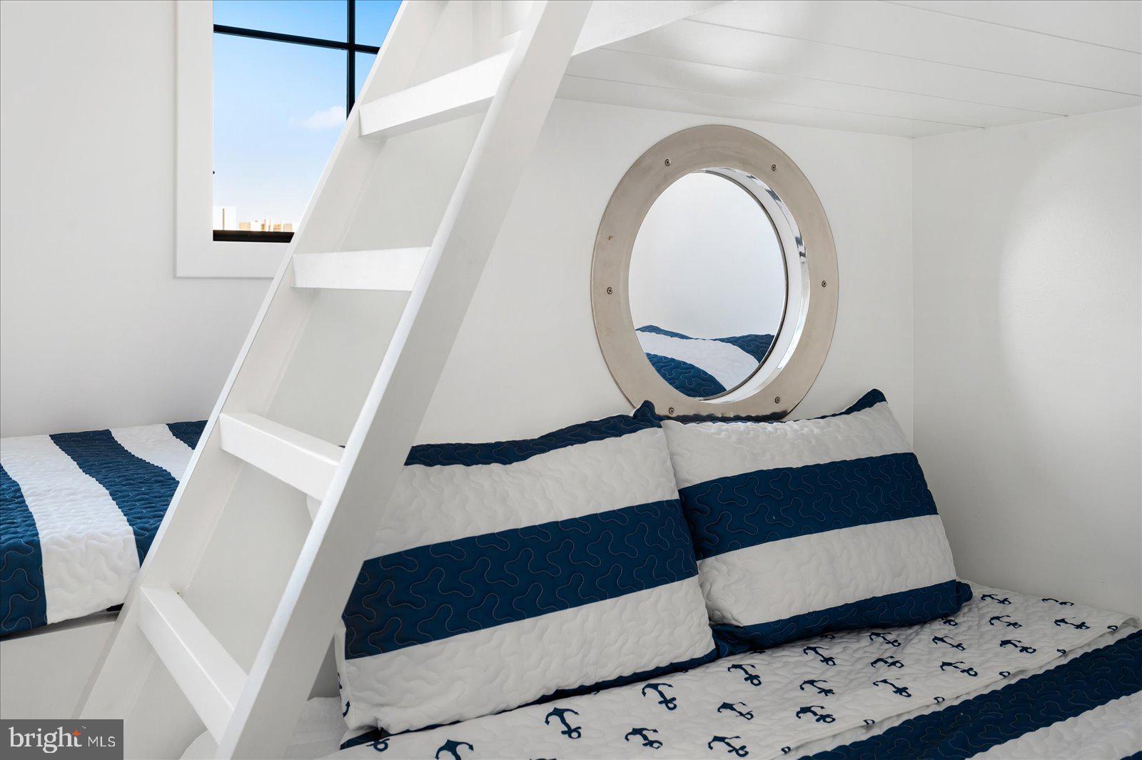 CAINE KEYS II EXT - Residential