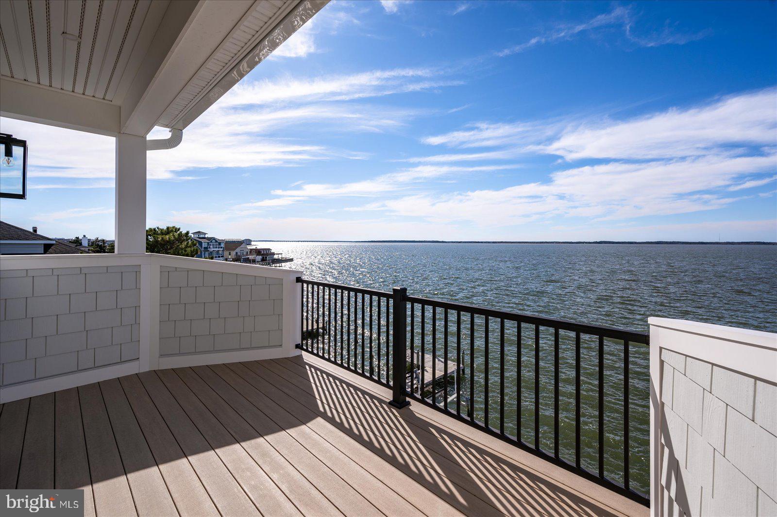 CAINE KEYS II EXT - Residential