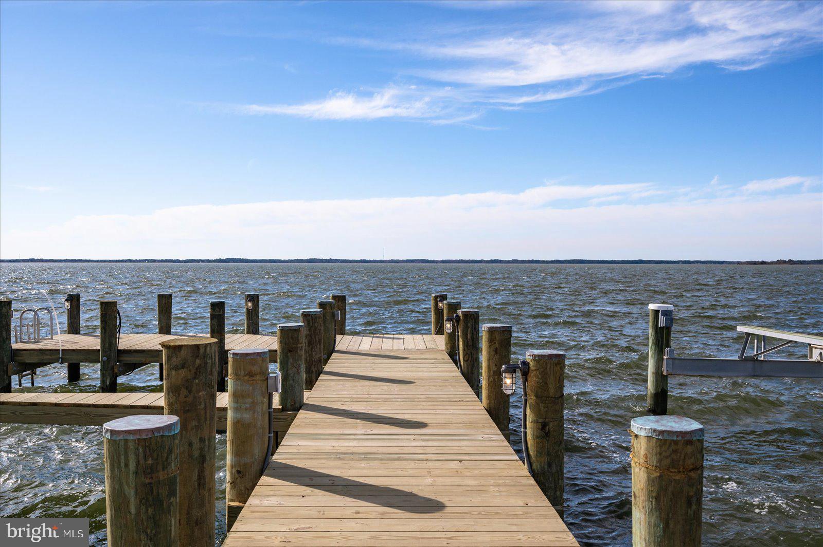 CAINE KEYS II EXT - Residential