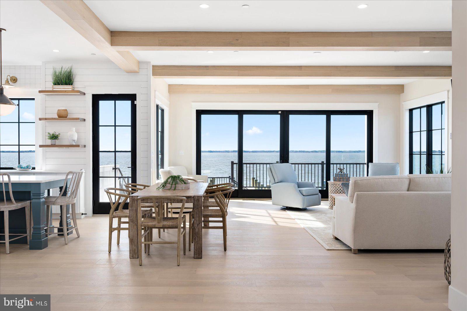 CAINE KEYS II EXT - Residential