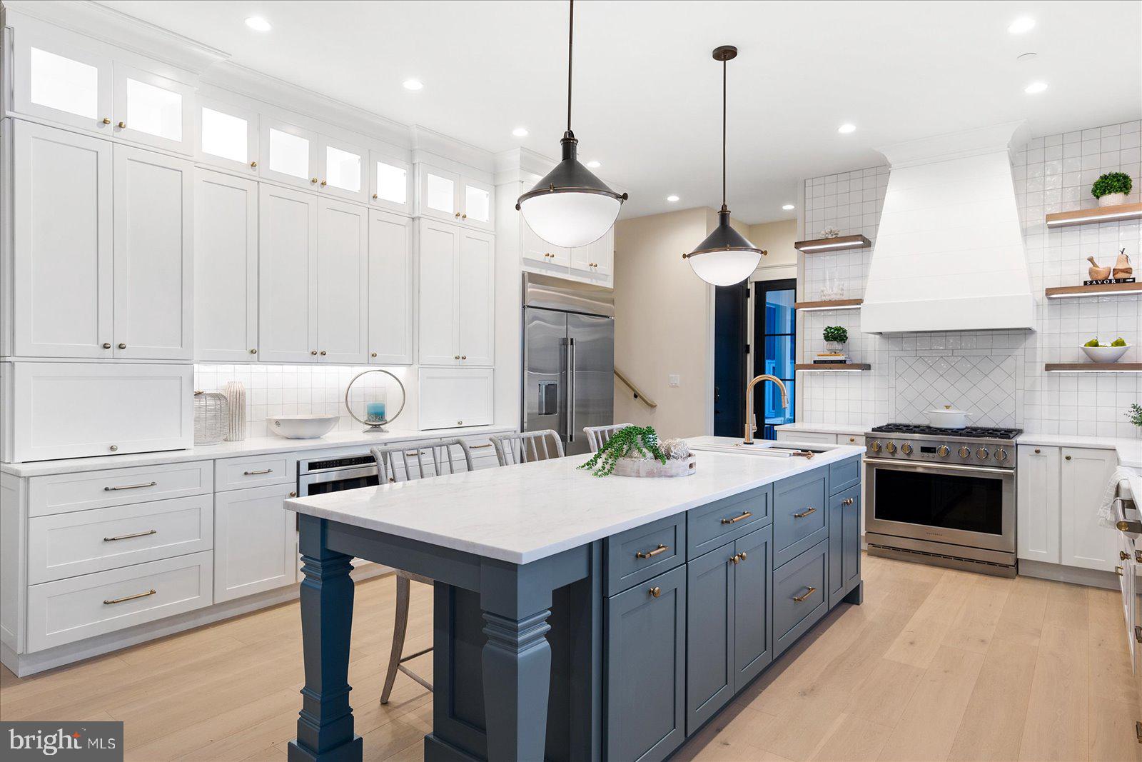 CAINE KEYS II EXT - Residential