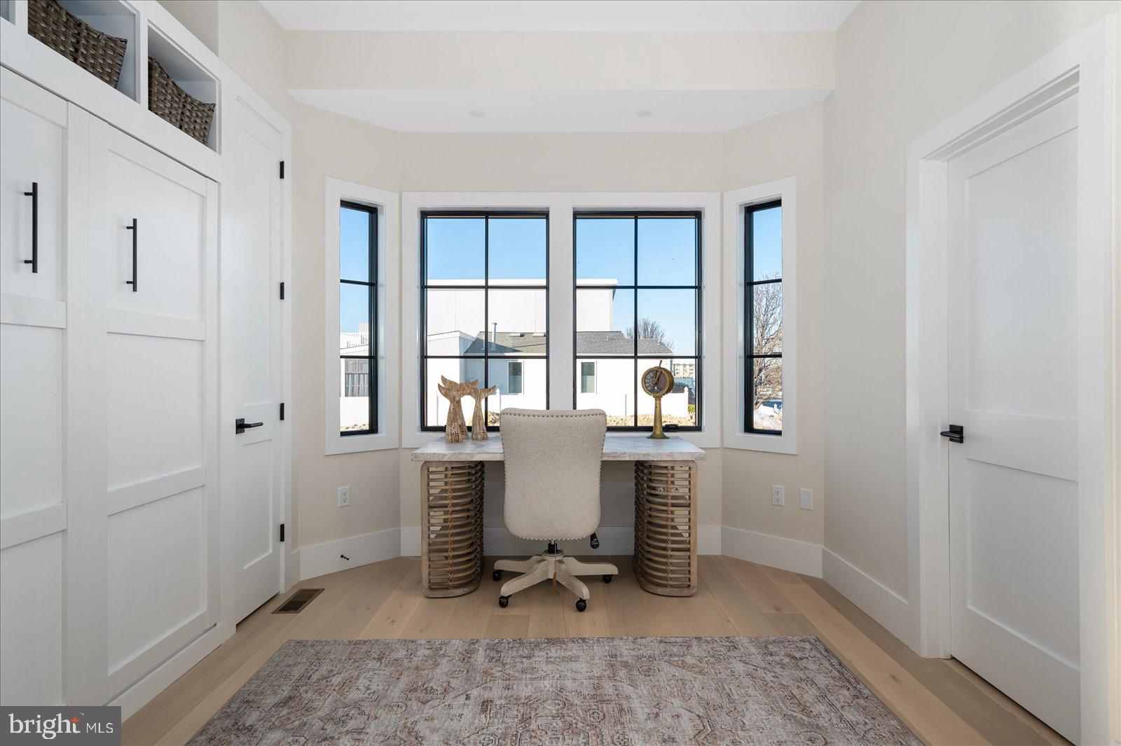 CAINE KEYS II EXT - Residential