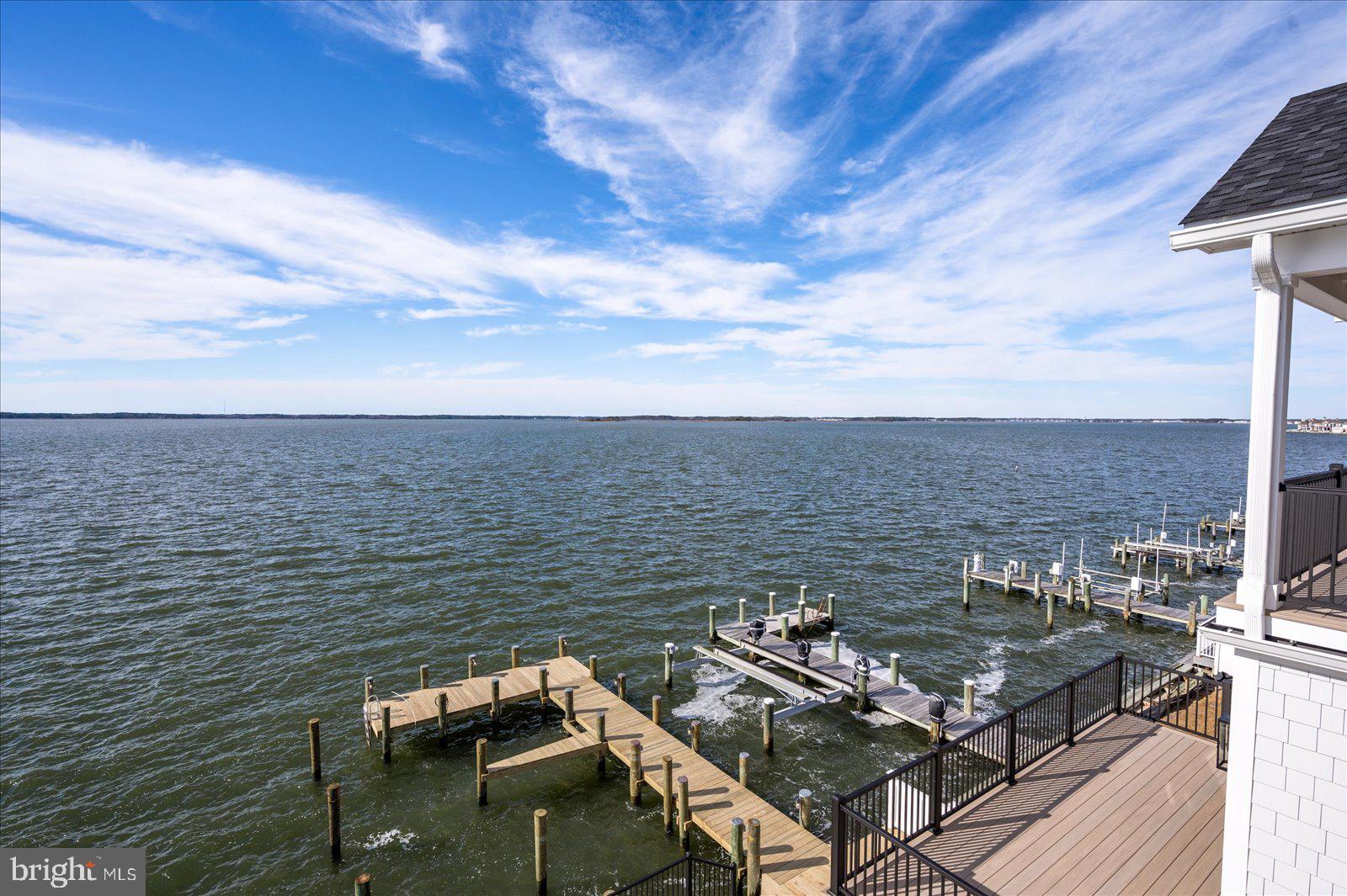 CAINE KEYS II EXT - Residential