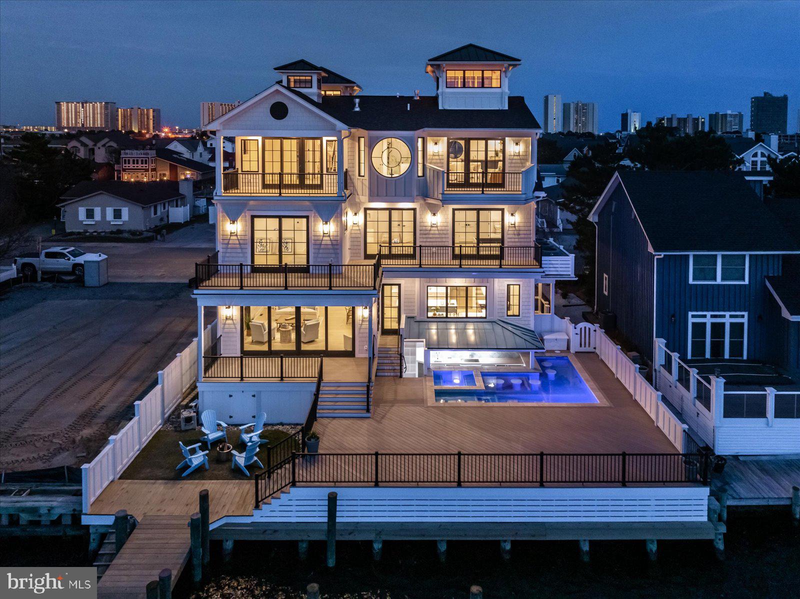 CAINE KEYS II EXT - Residential