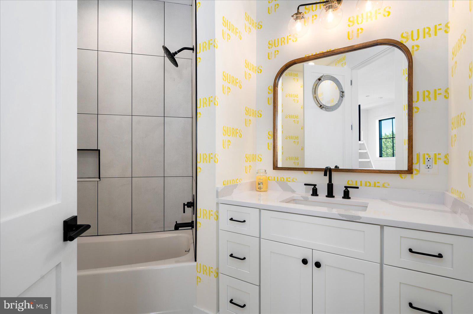 CAINE KEYS II EXT - Residential