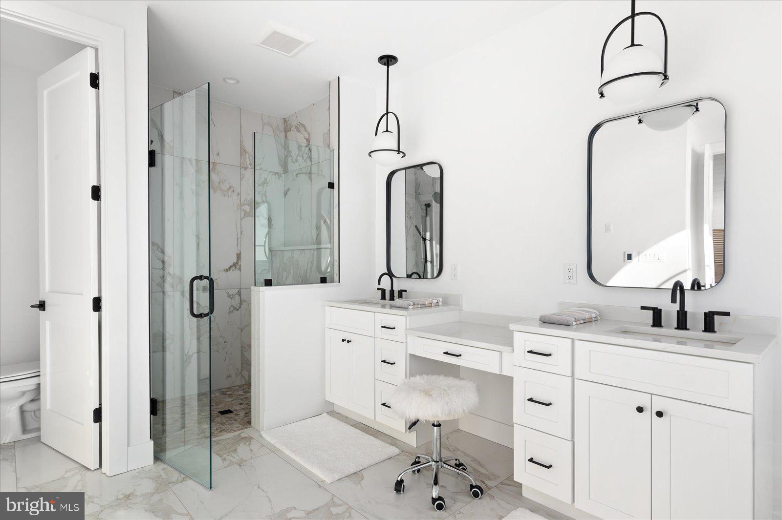 CAINE KEYS II EXT - Residential