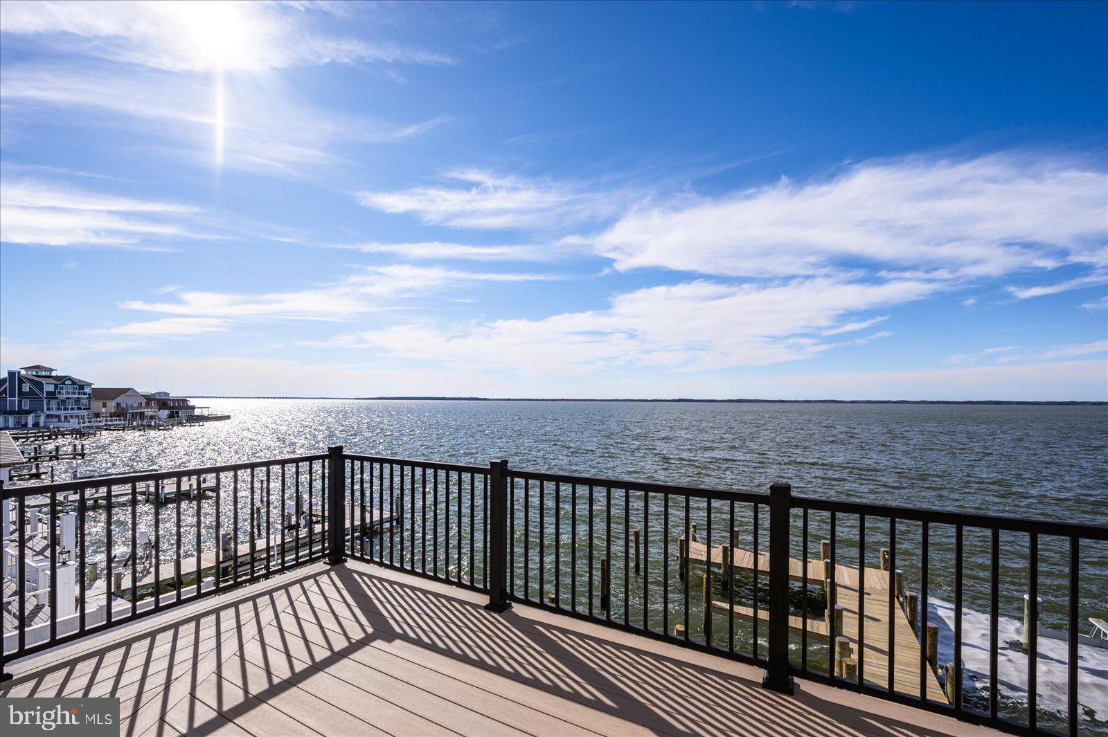 CAINE KEYS II EXT - Residential