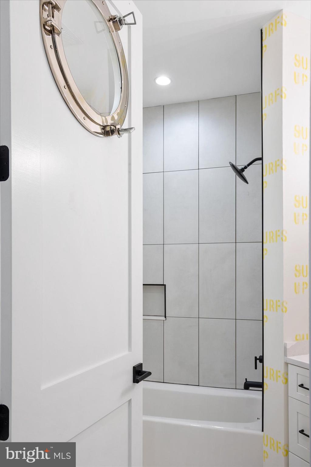 CAINE KEYS II EXT - Residential