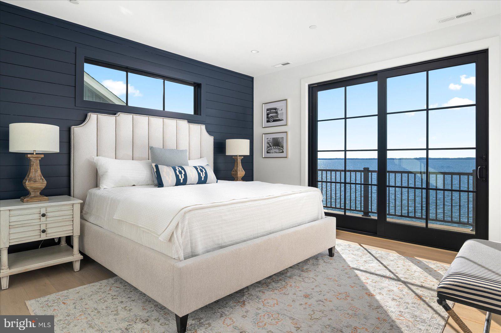 CAINE KEYS II EXT - Residential