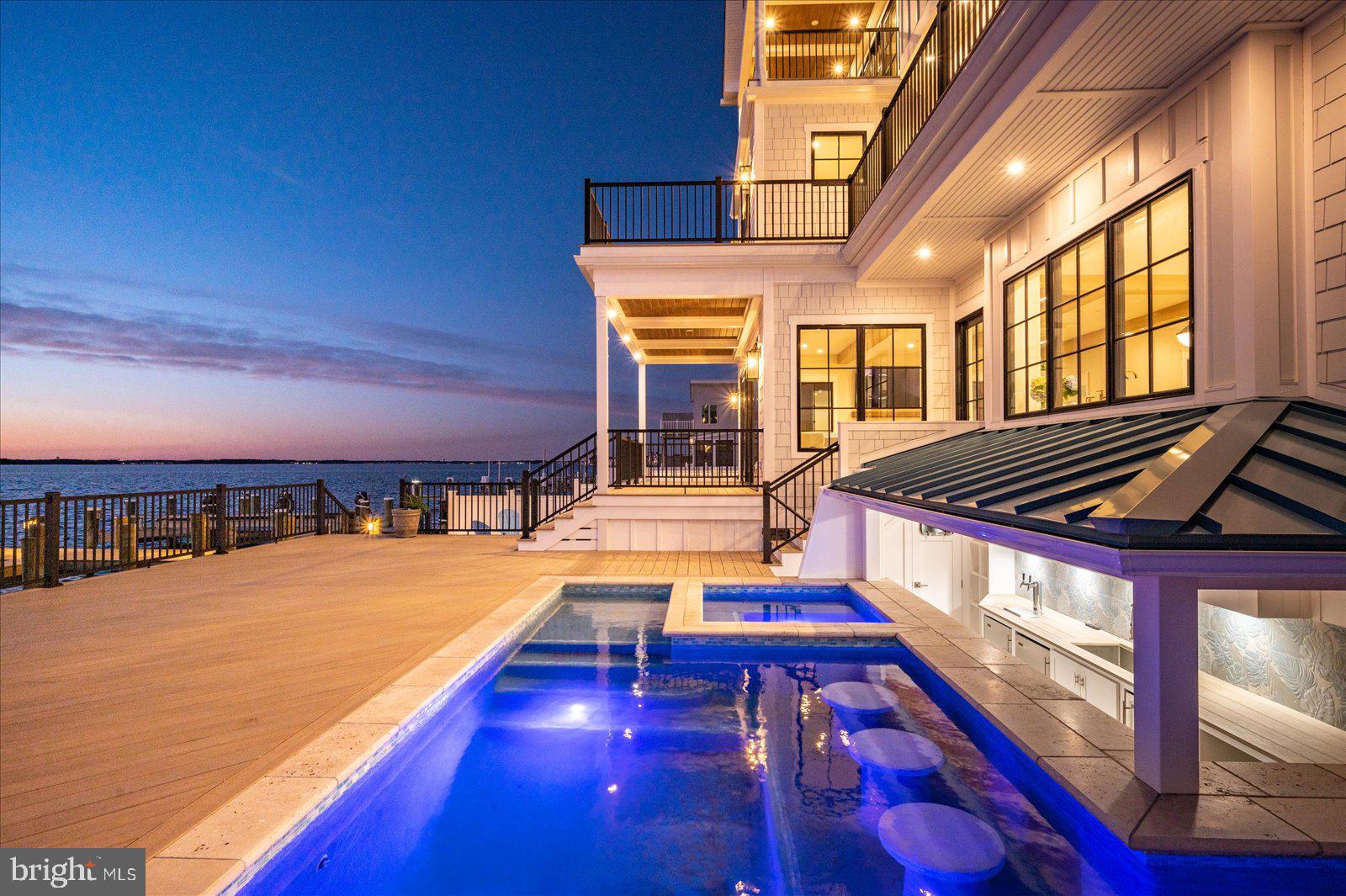 CAINE KEYS II EXT - Residential