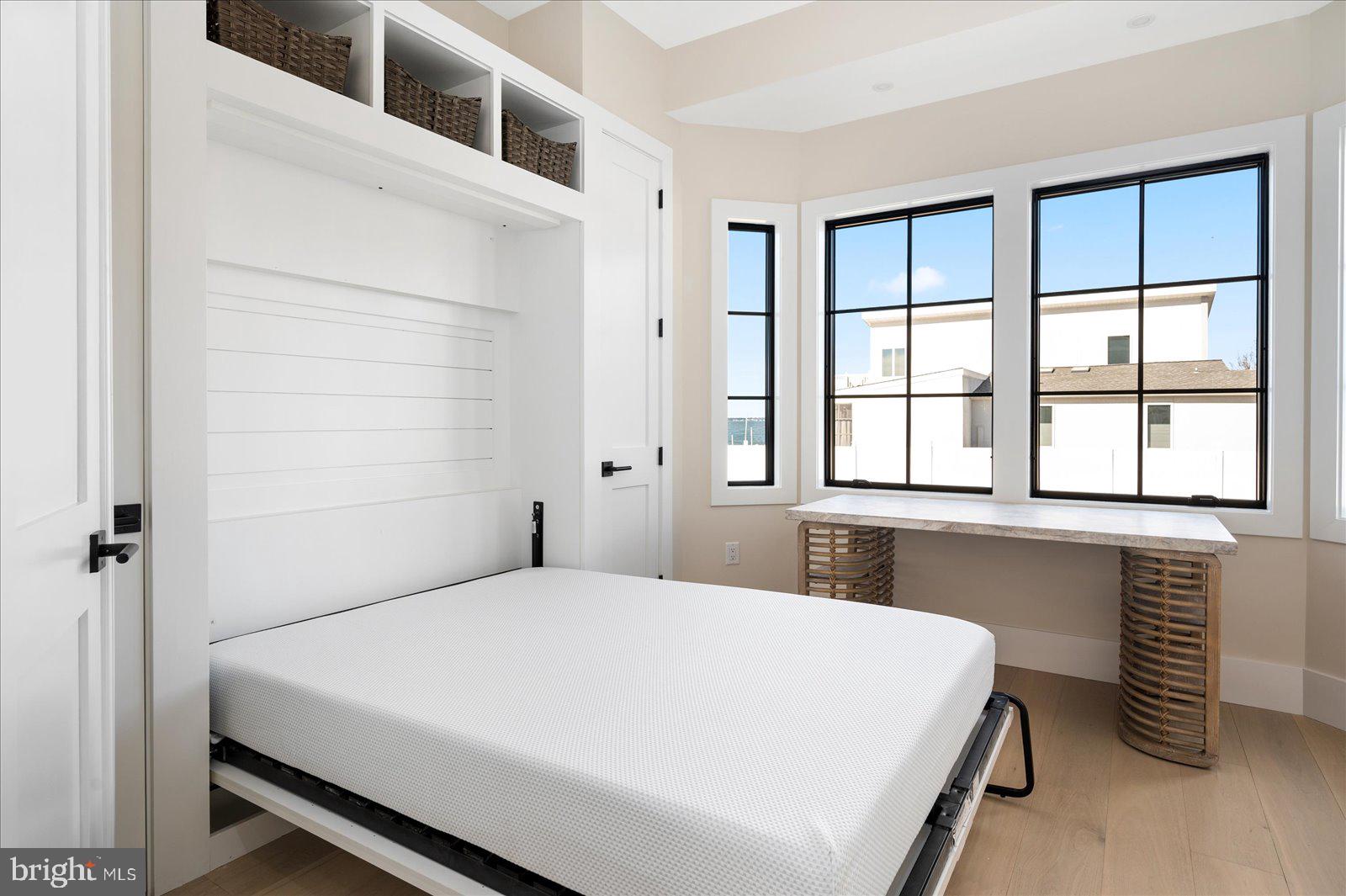 CAINE KEYS II EXT - Residential