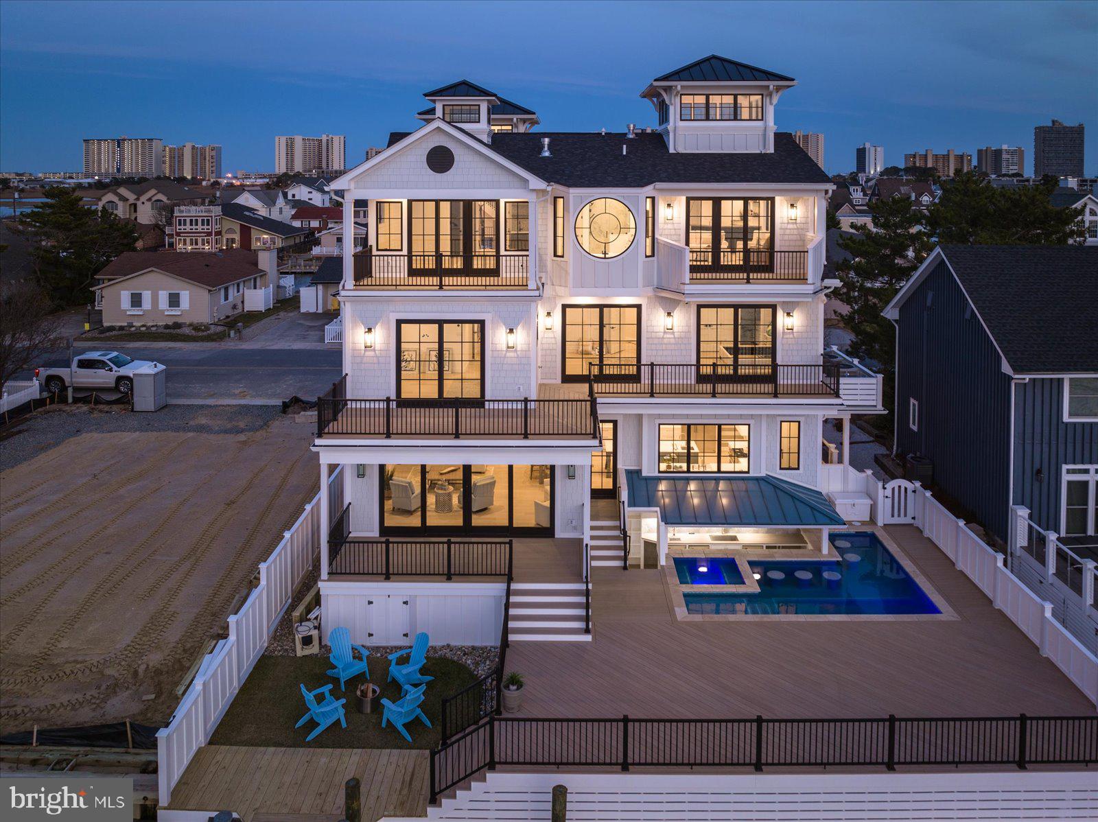 CAINE KEYS II EXT - Residential