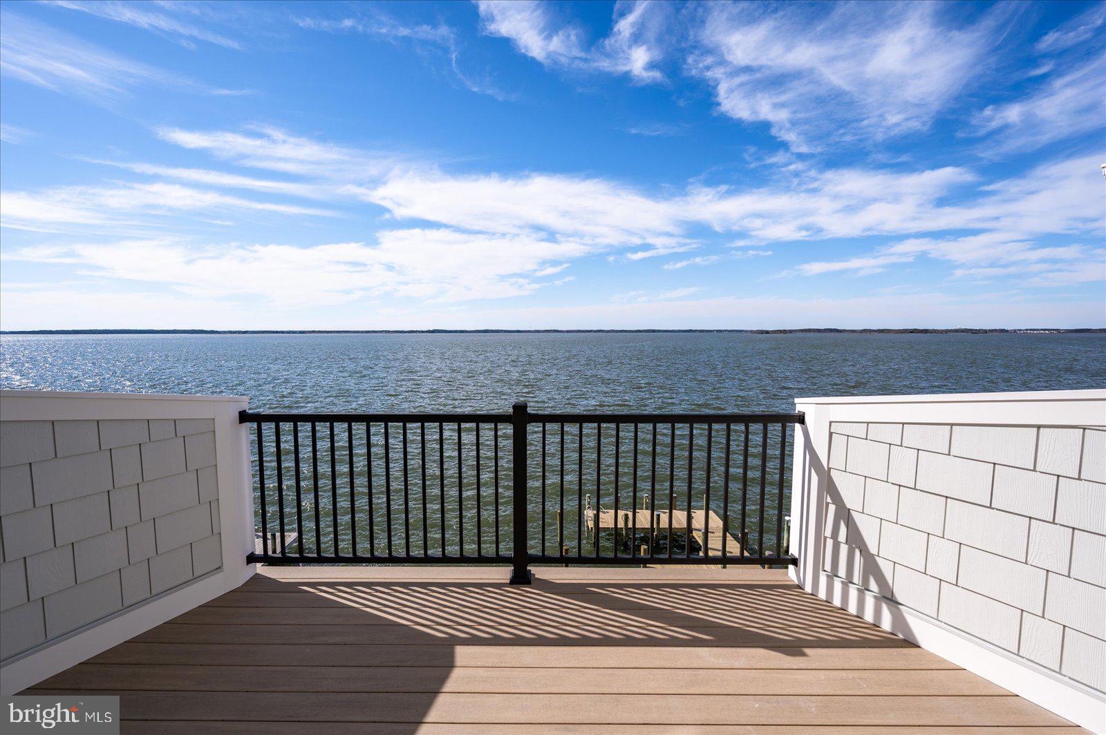 CAINE KEYS II EXT - Residential